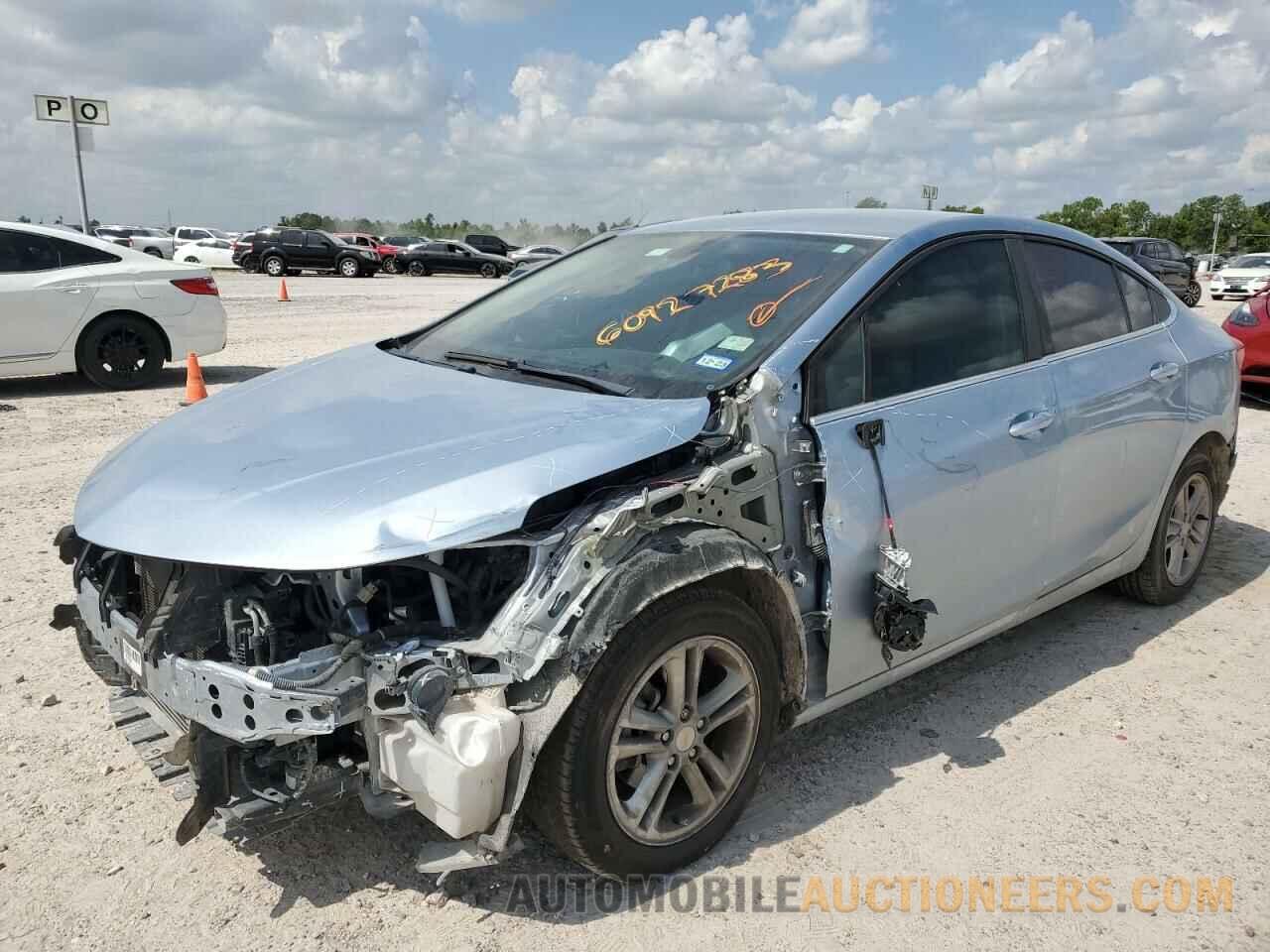 1G1BE5SM8J7124848 CHEVROLET CRUZE 2018