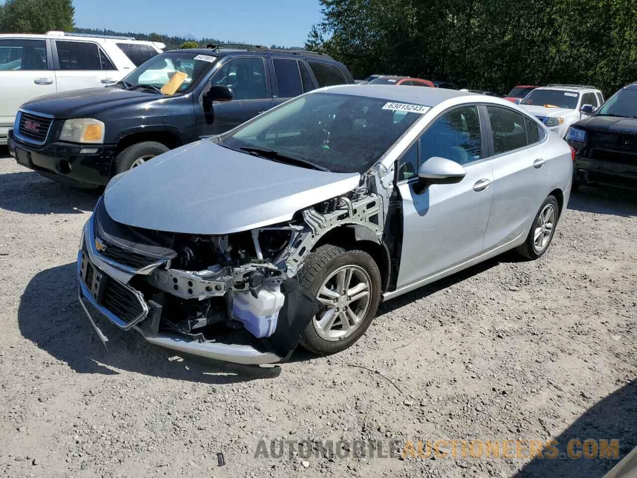 1G1BE5SM8J7133663 CHEVROLET CRUZE 2018