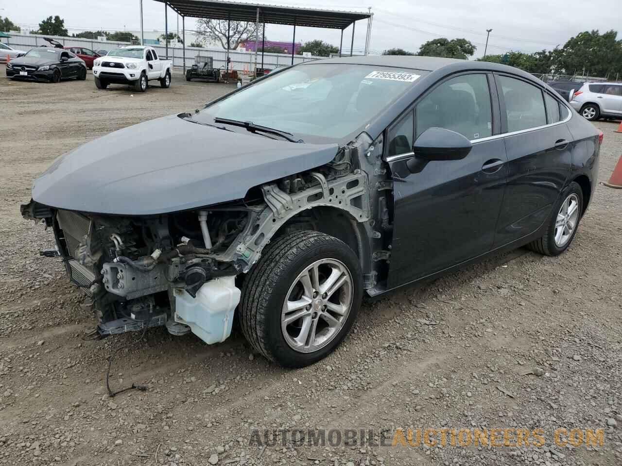 1G1BE5SM8J7158918 CHEVROLET CRUZE 2018