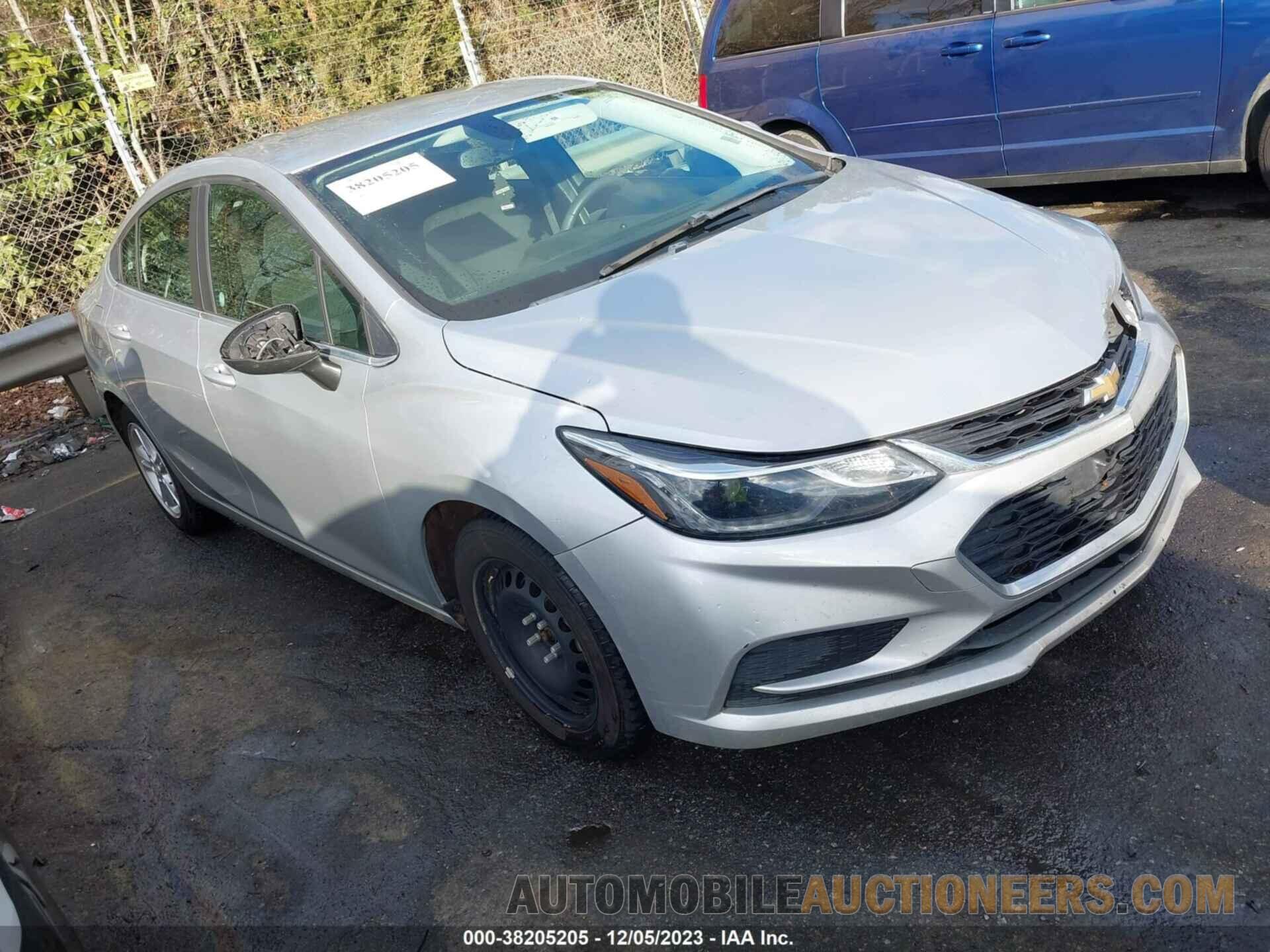 1G1BE5SM8J7164539 CHEVROLET CRUZE 2018