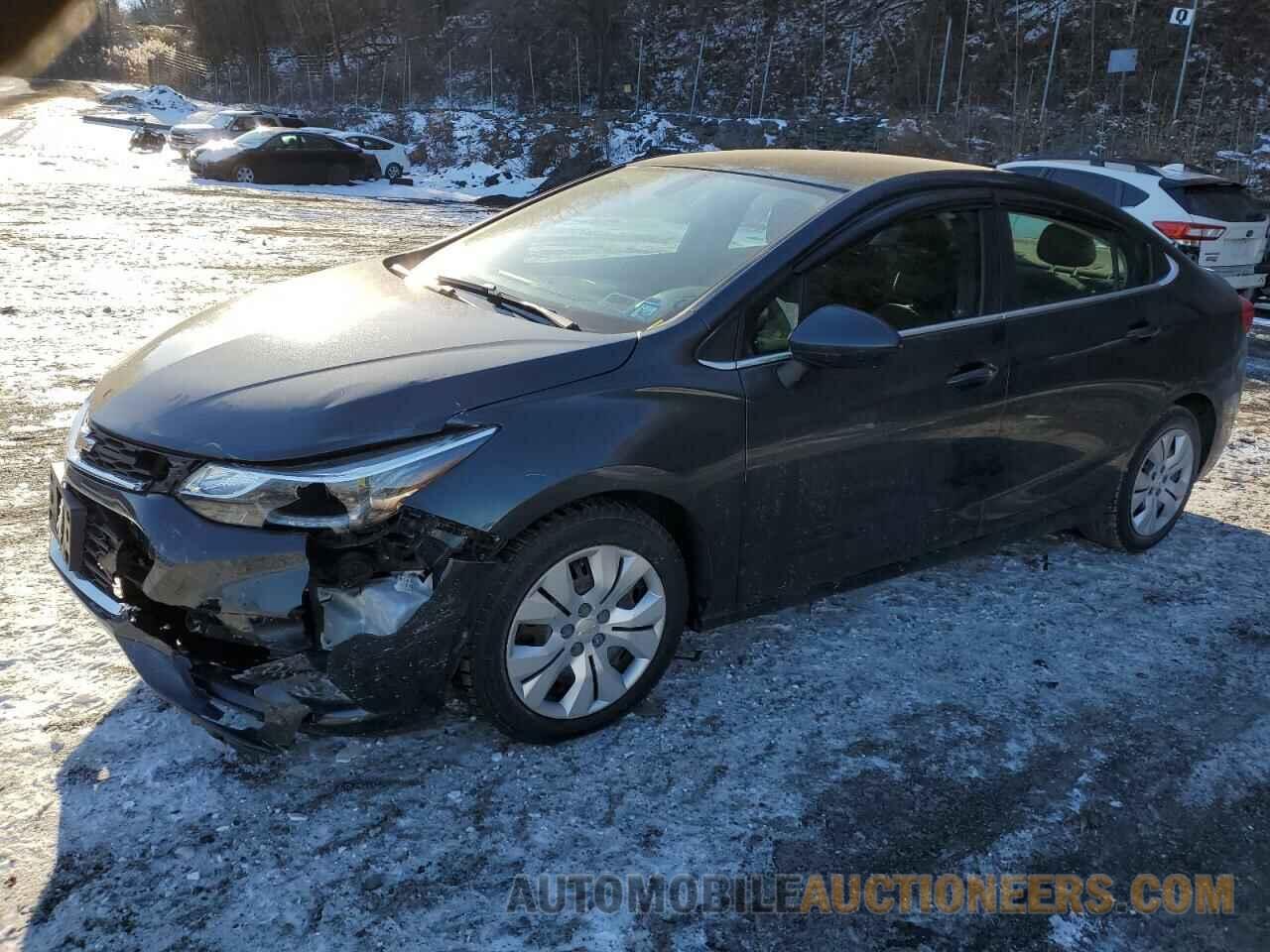 1G1BE5SM8J7177954 CHEVROLET CRUZE 2018