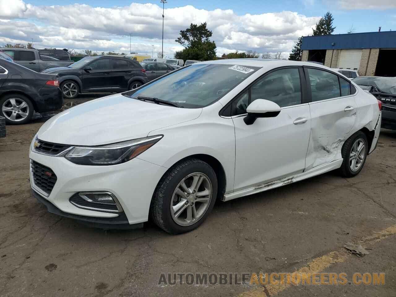 1G1BE5SM8J7182040 CHEVROLET CRUZE 2018