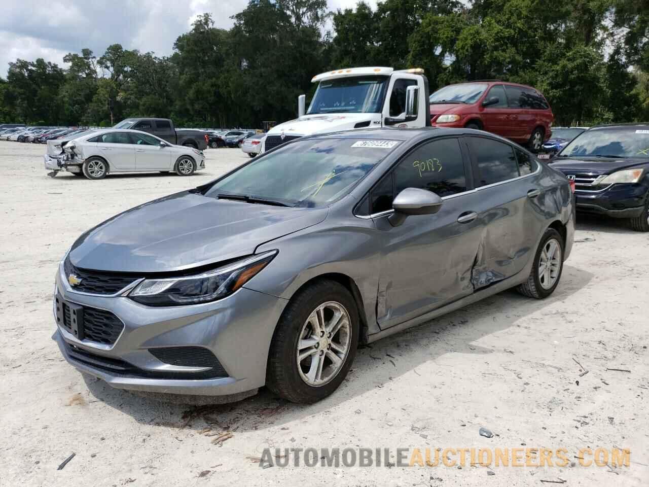 1G1BE5SM8J7237876 CHEVROLET CRUZE 2018