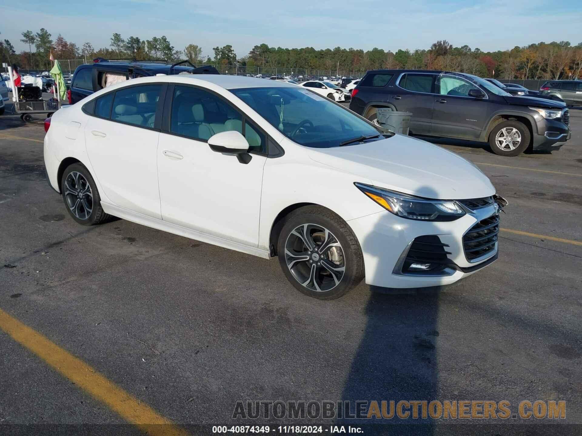 1G1BE5SM8K7111986 CHEVROLET CRUZE 2019