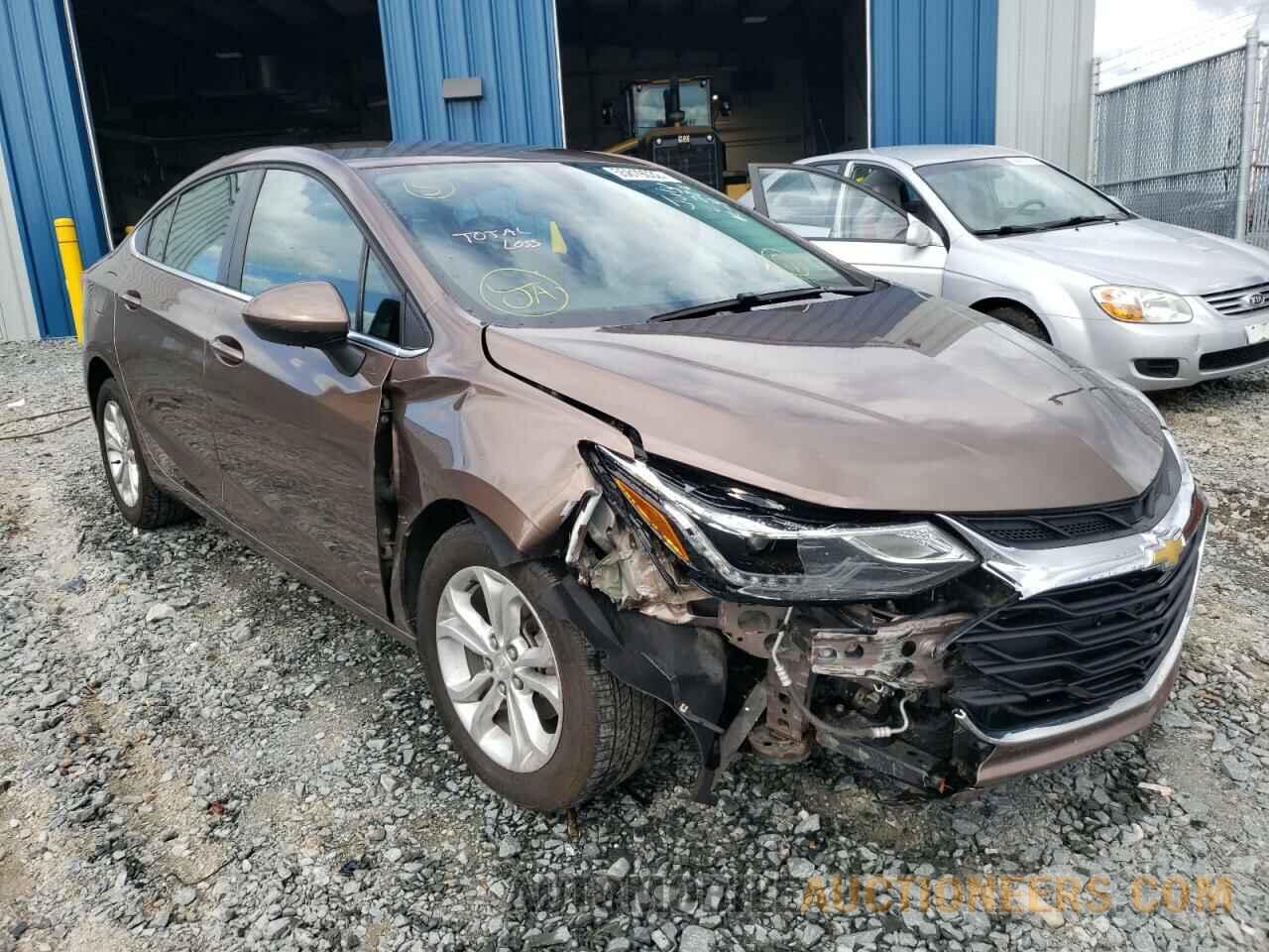 1G1BE5SM8K7114225 CHEVROLET CRUZE 2019