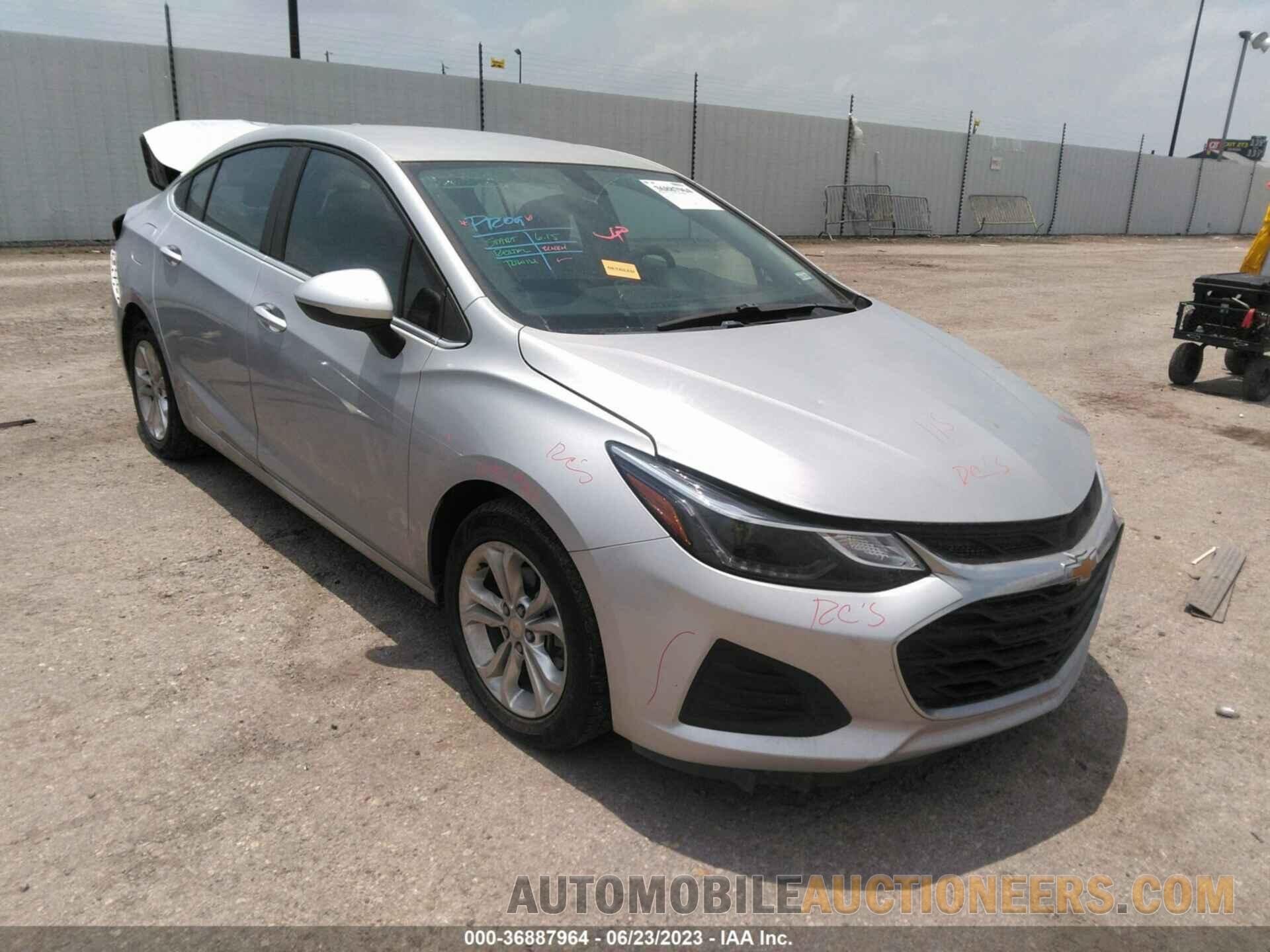 1G1BE5SM8K7116377 CHEVROLET CRUZE 2019