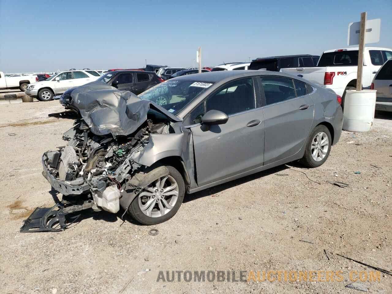 1G1BE5SM8K7118355 CHEVROLET CRUZE 2019