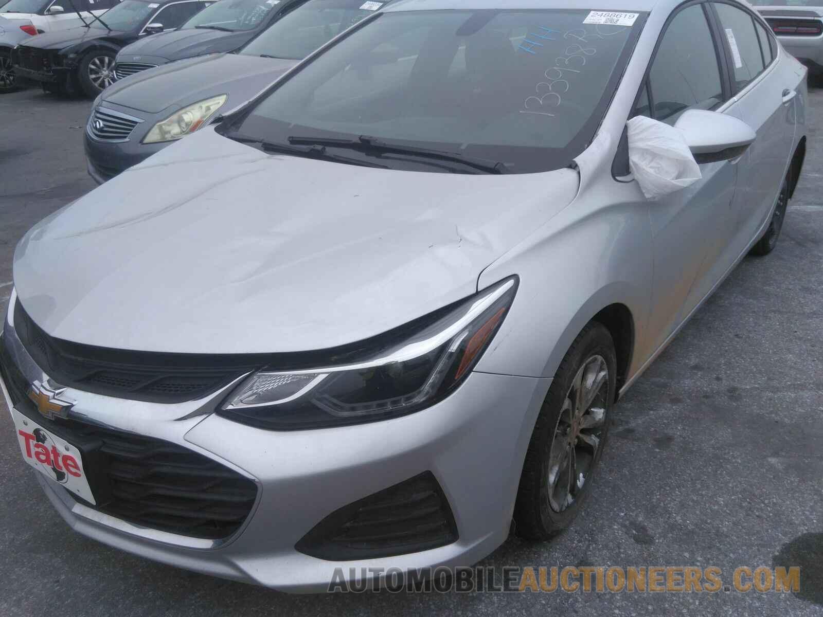 1G1BE5SM8K7133938 Chevrolet Cruze 2019