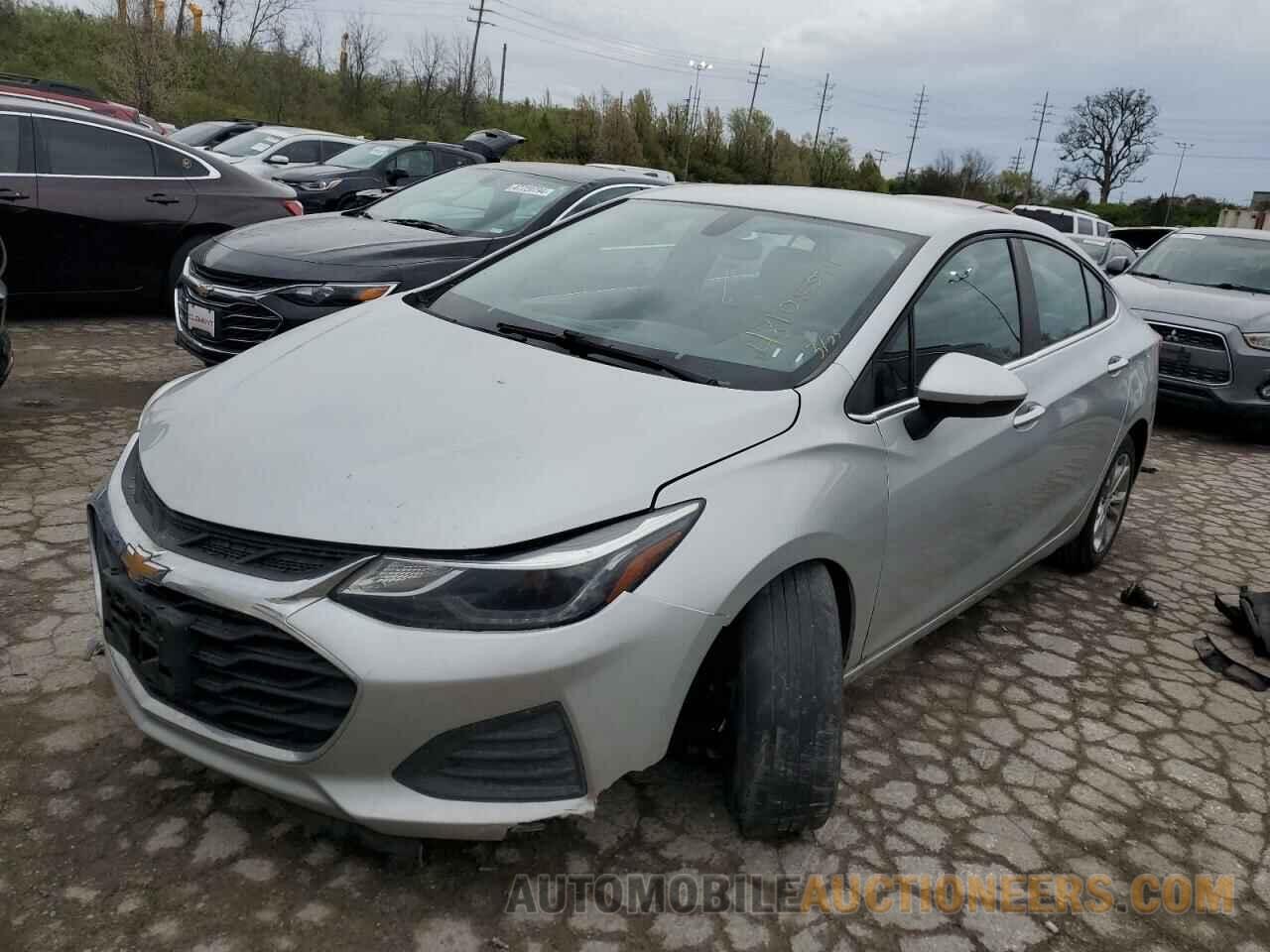 1G1BE5SM8K7145281 CHEVROLET CRUZE 2019