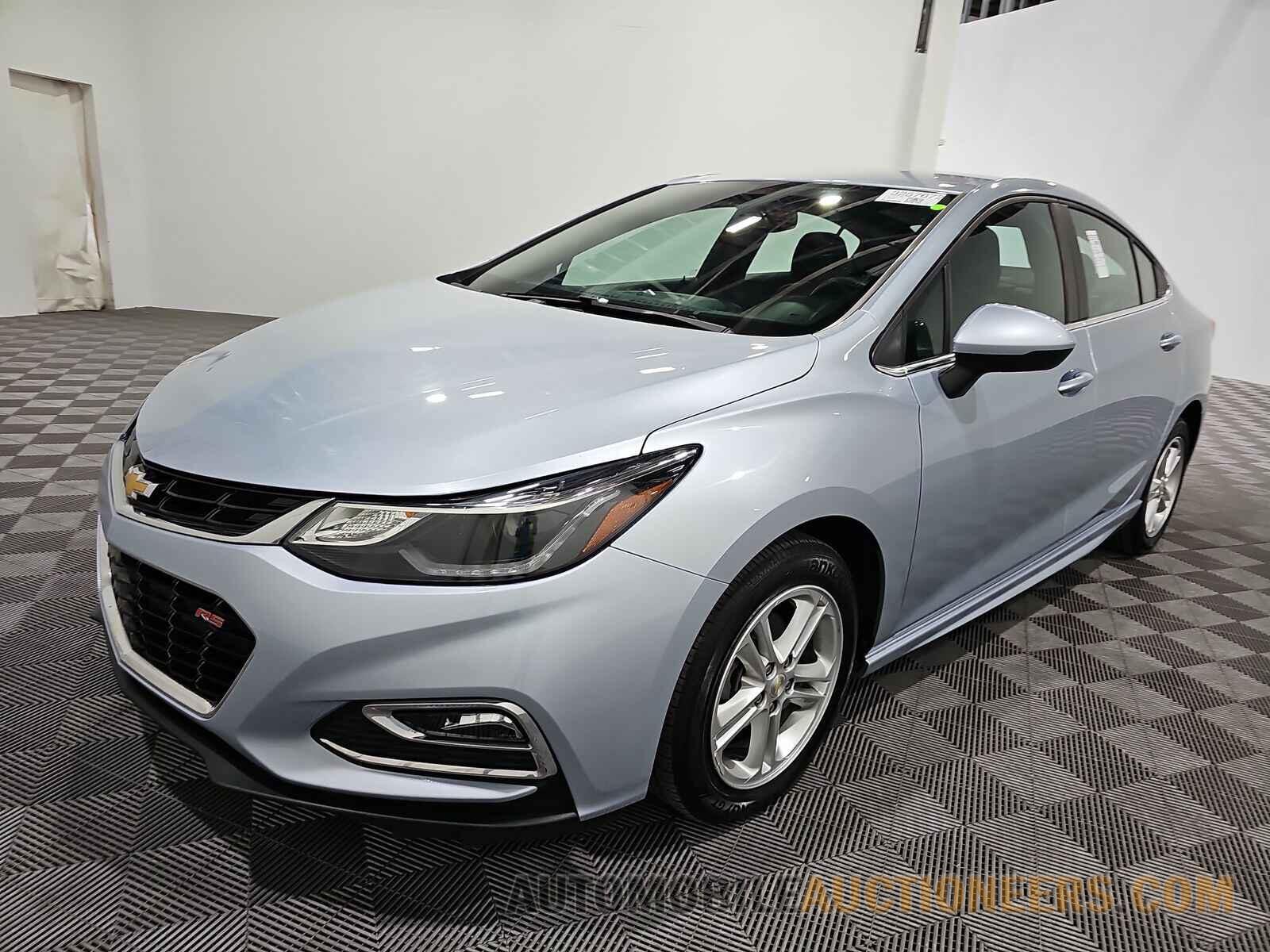 1G1BE5SM9H7276681 Chevrolet Cruze 2017