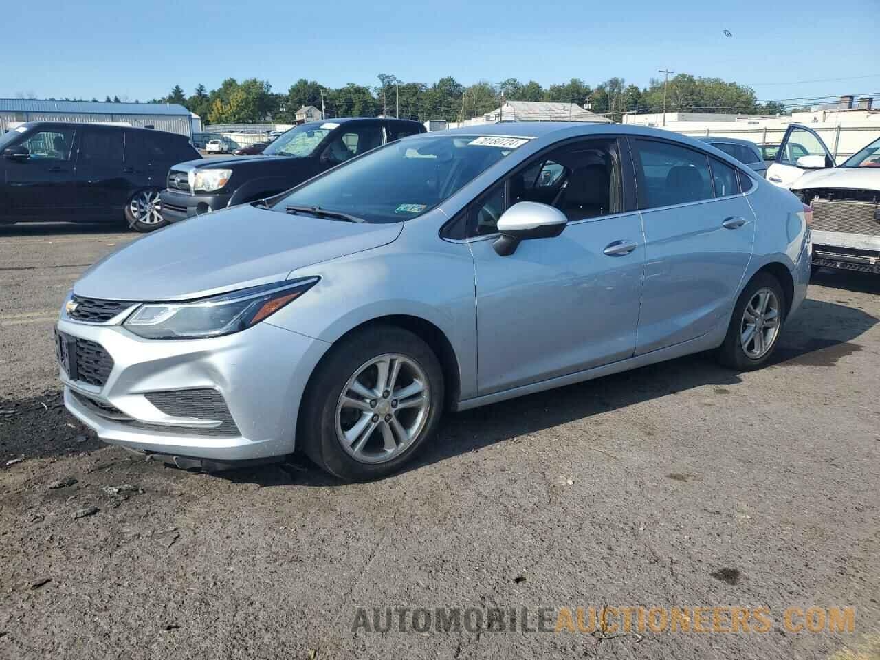 1G1BE5SM9J7128813 CHEVROLET CRUZE 2018