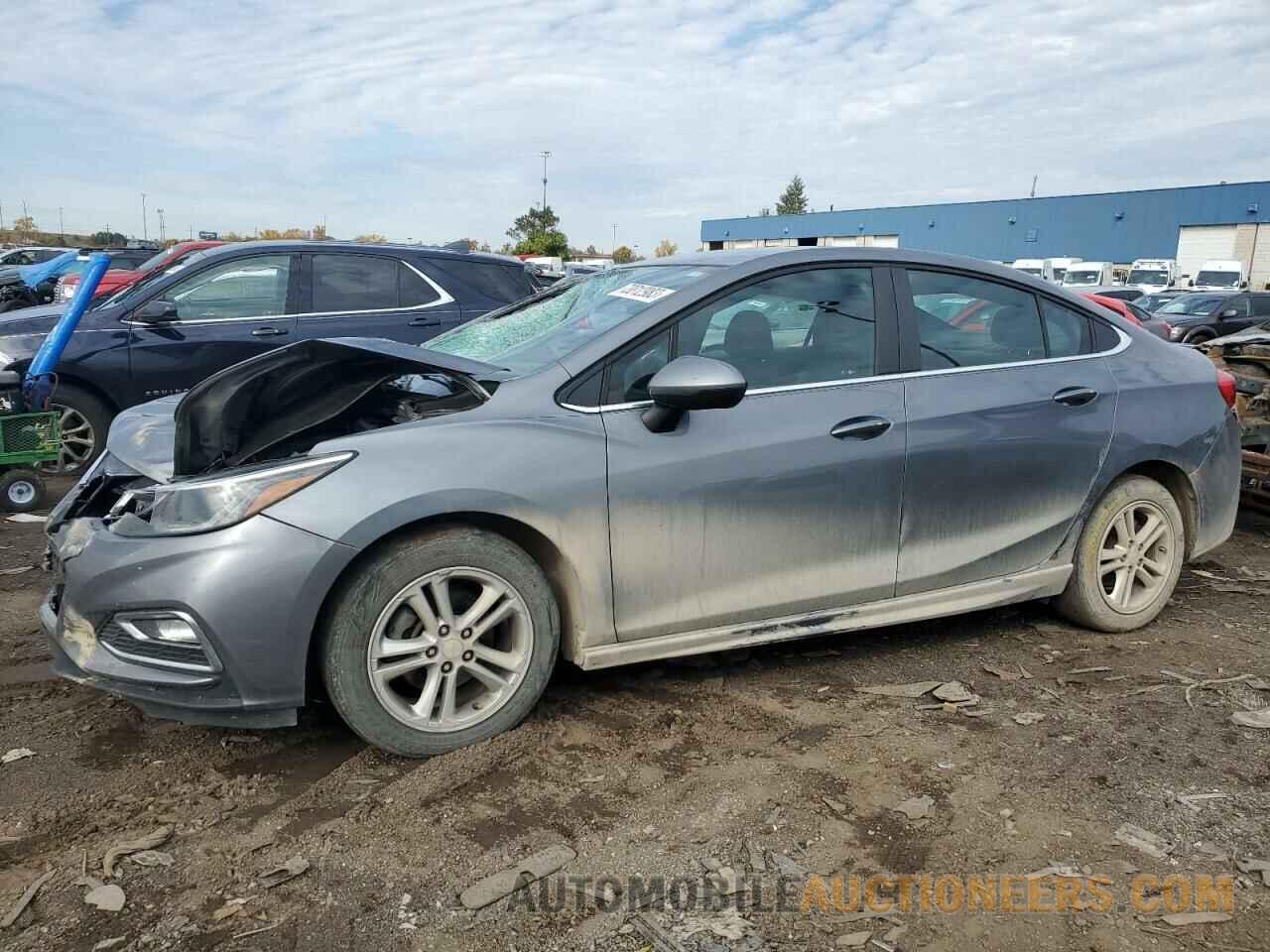 1G1BE5SM9J7137219 CHEVROLET CRUZE 2018