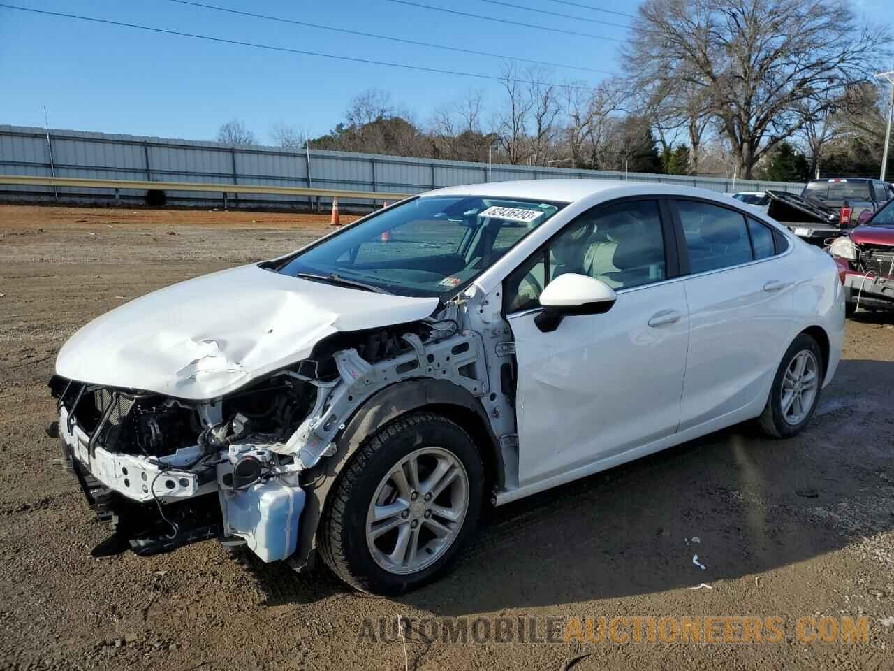 1G1BE5SM9J7141173 CHEVROLET CRUZE 2018