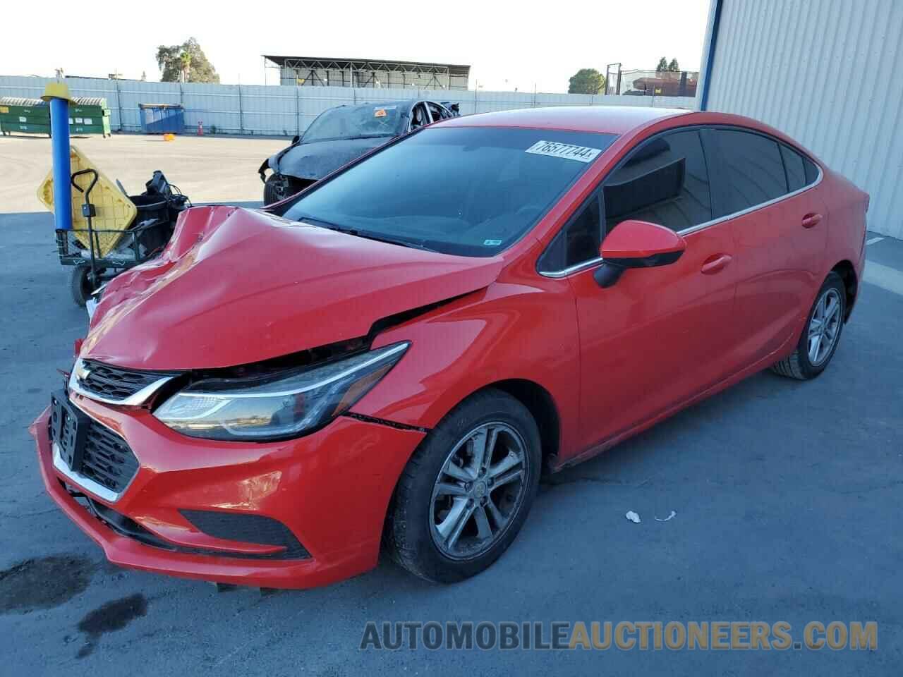 1G1BE5SM9J7186596 CHEVROLET CRUZE 2018