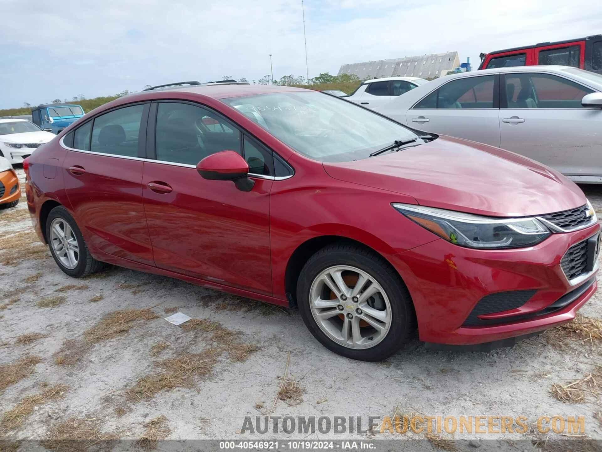 1G1BE5SM9J7187151 CHEVROLET CRUZE 2018