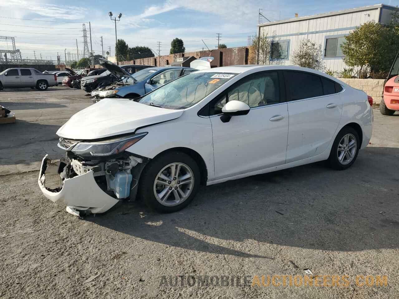 1G1BE5SM9J7187912 CHEVROLET CRUZE 2018