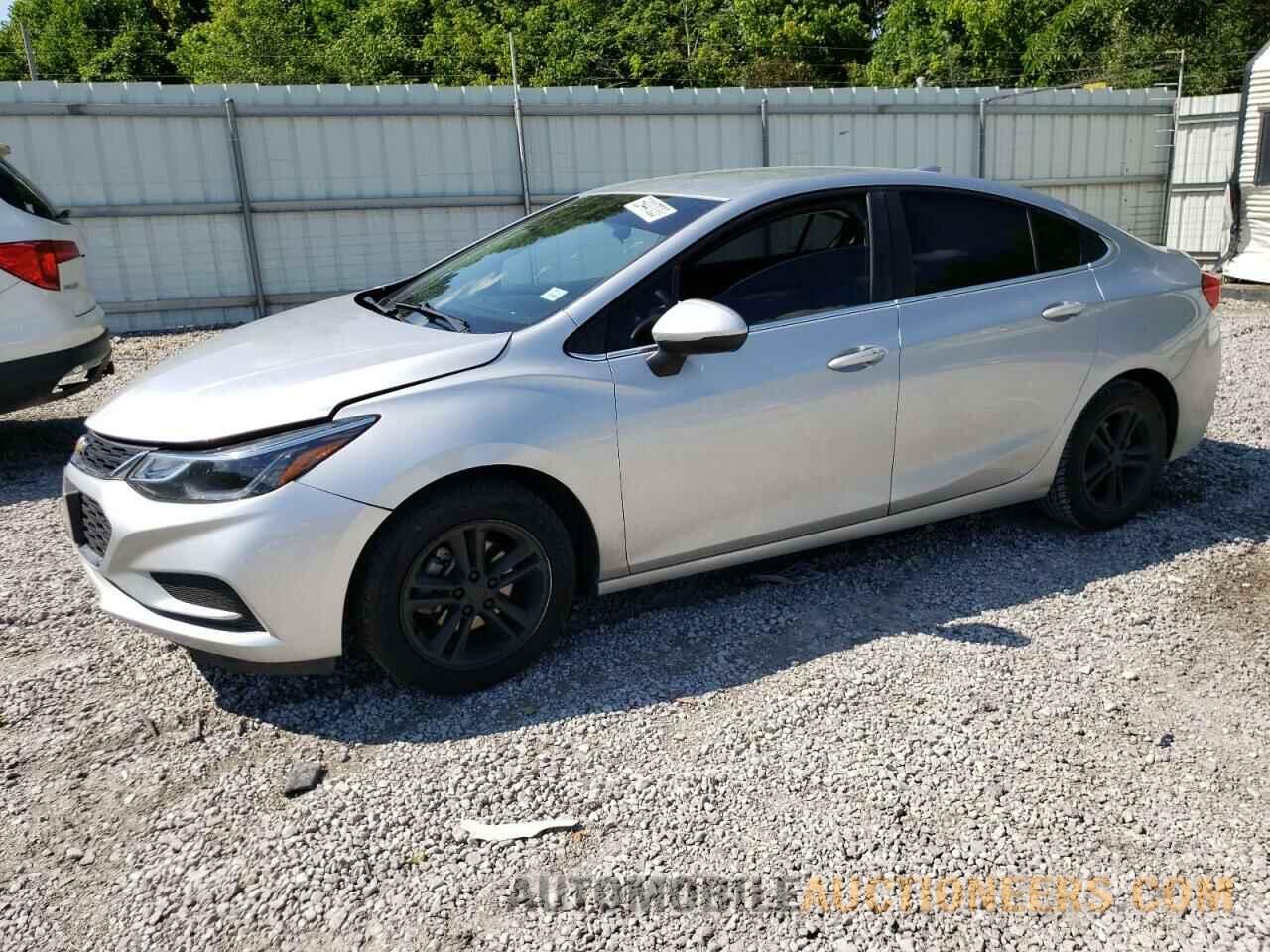 1G1BE5SM9J7205793 CHEVROLET CRUZE 2018