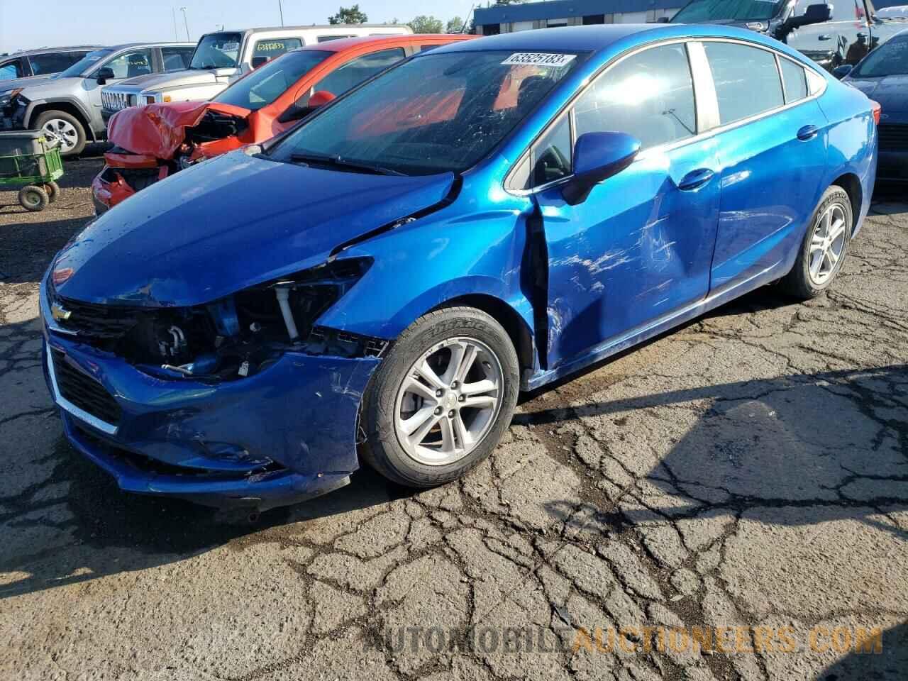 1G1BE5SM9J7213585 CHEVROLET CRUZE 2018