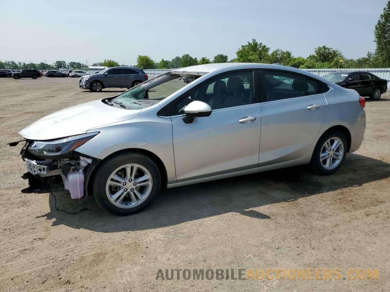 1G1BE5SM9J7226689 CHEVROLET CRUZE 2018