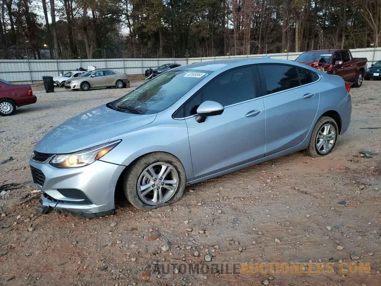 1G1BE5SM9J7228183 CHEVROLET CRUZE 2018