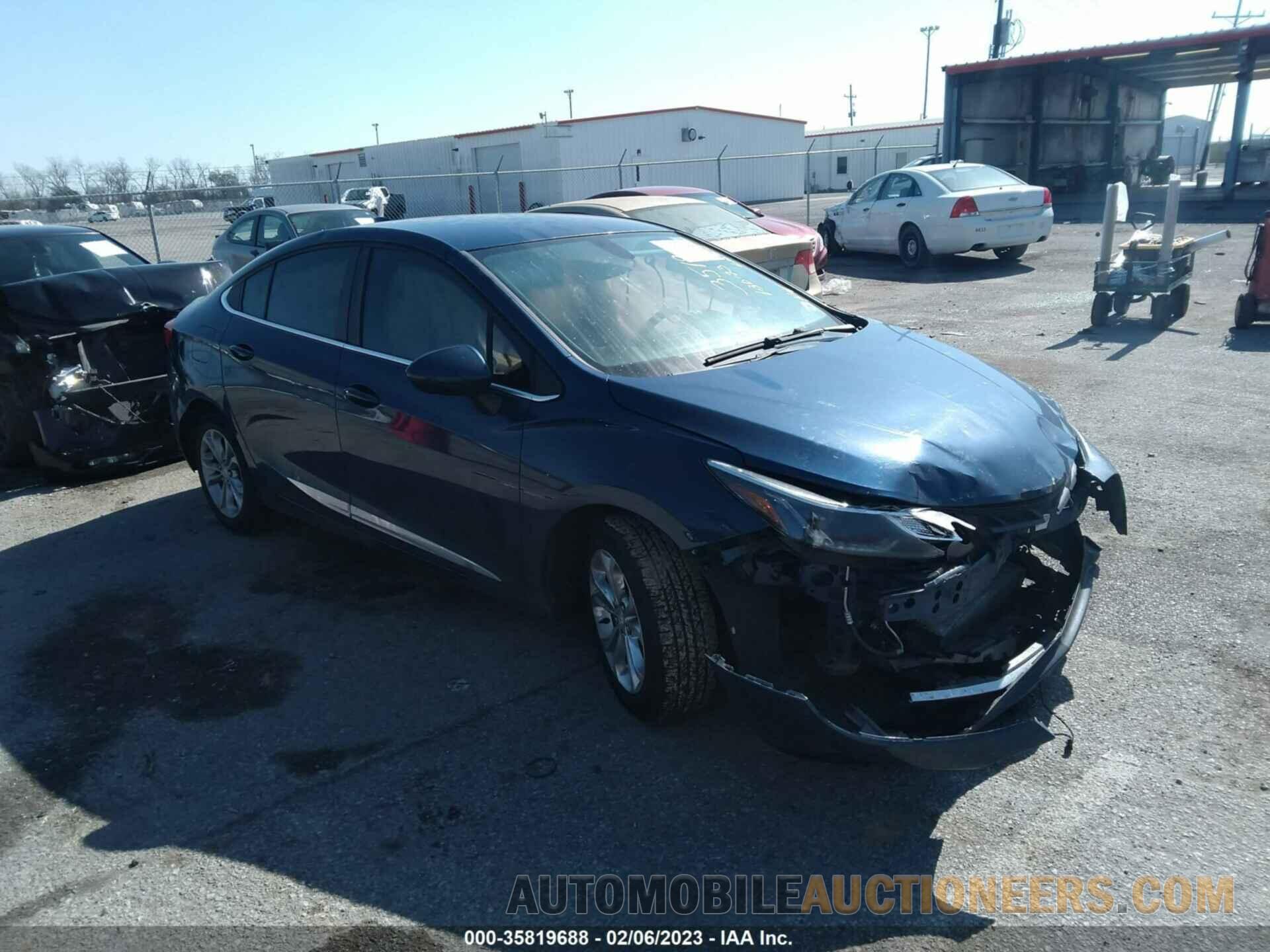 1G1BE5SM9K7113519 CHEVROLET CRUZE 2019