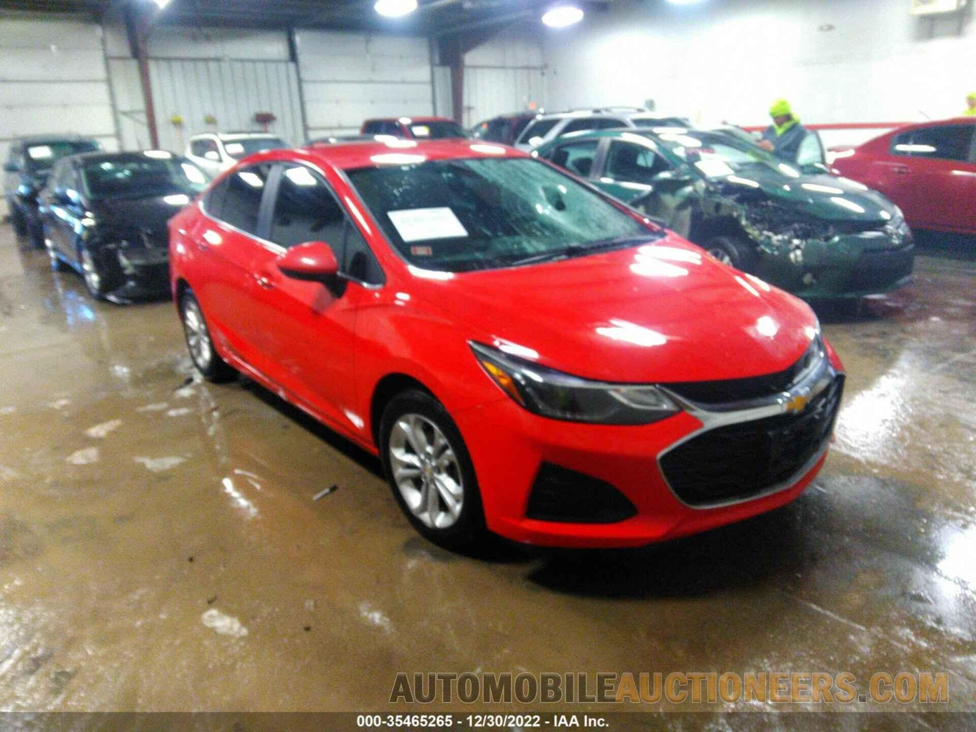 1G1BE5SM9K7114556 CHEVROLET CRUZE 2019