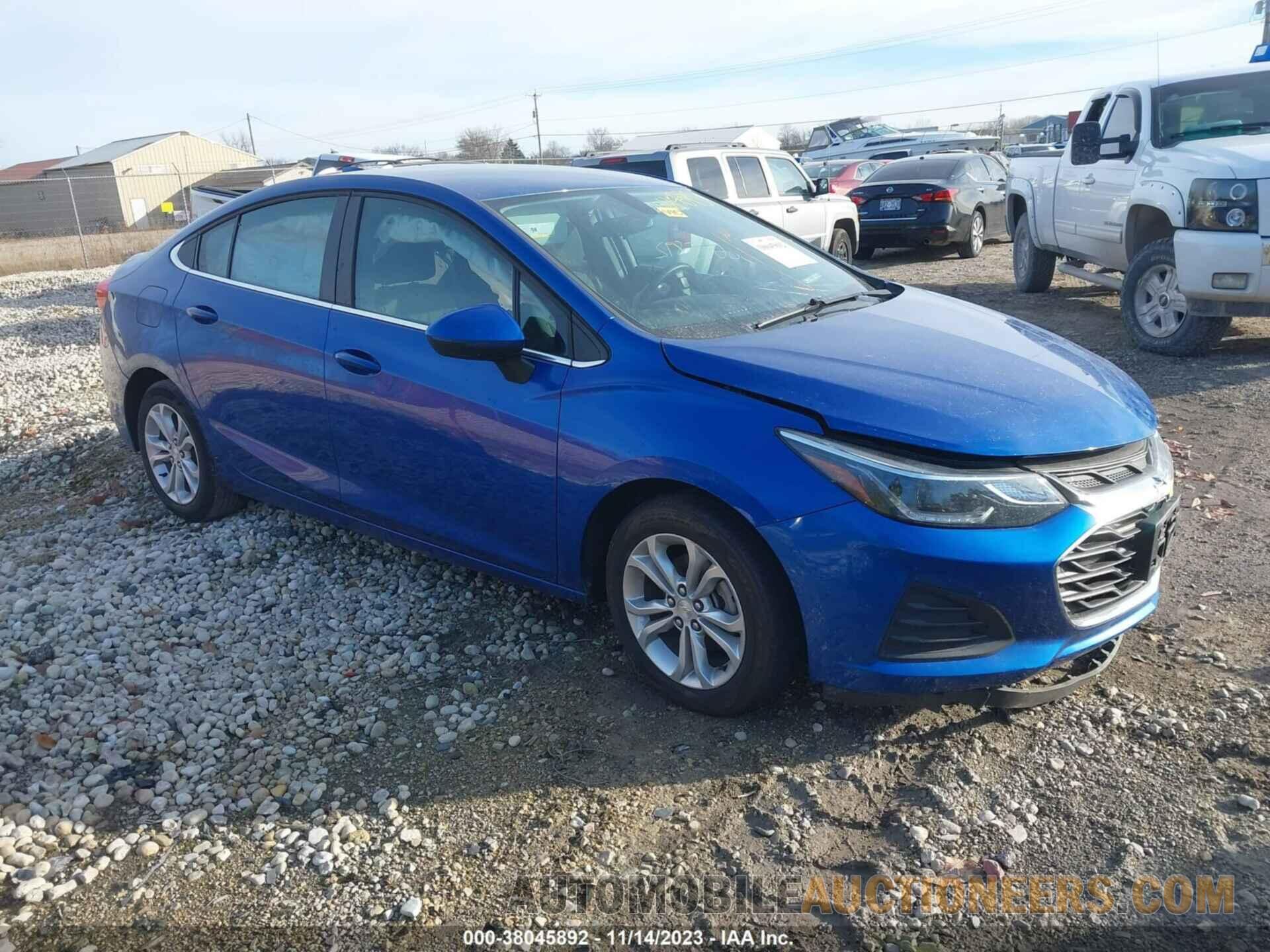 1G1BE5SM9K7138260 CHEVROLET CRUZE 2019