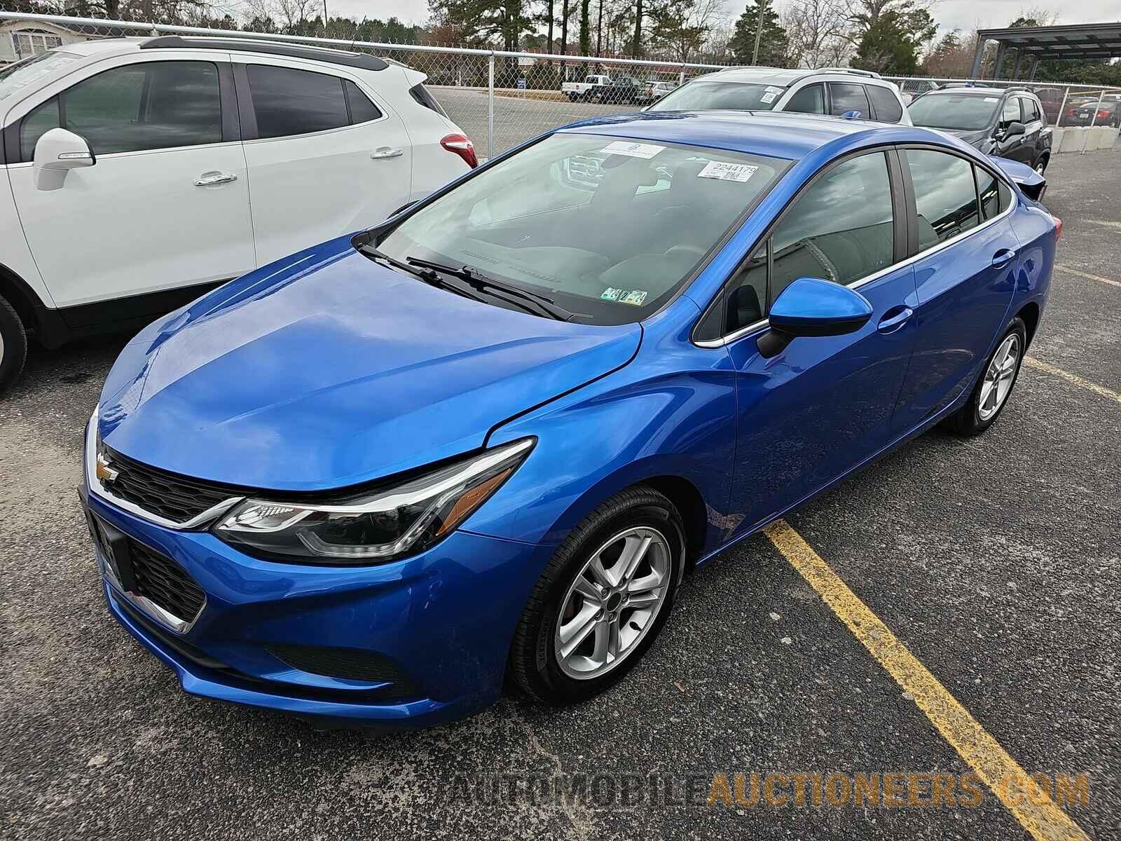 1G1BE5SMXH7113098 Chevrolet Cruze 2017