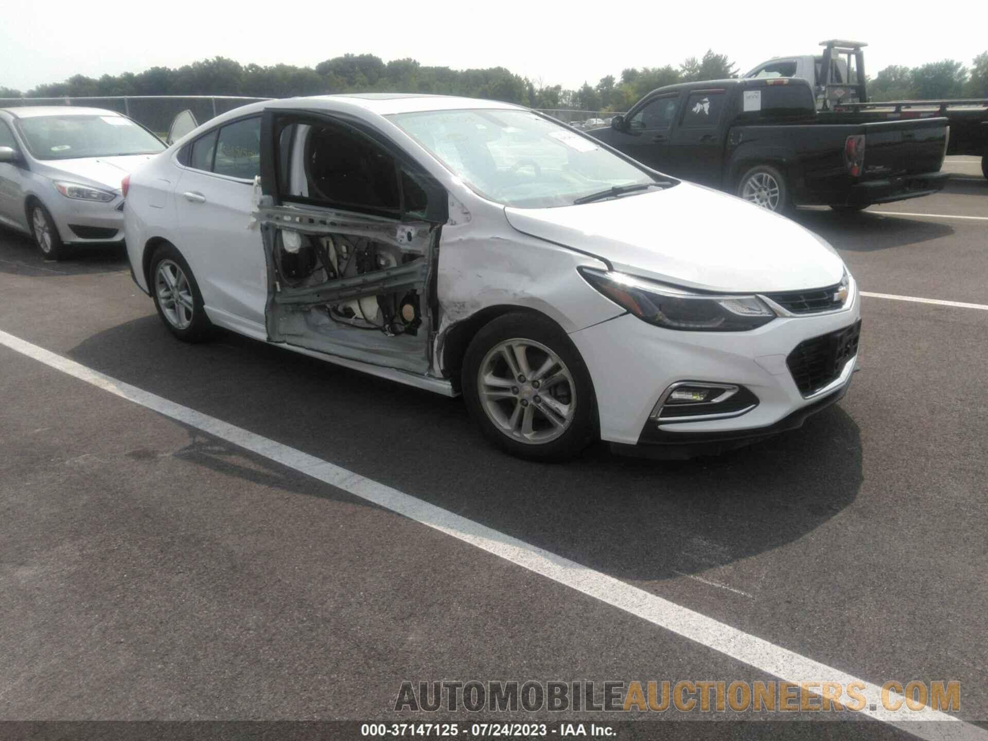 1G1BE5SMXJ7130165 CHEVROLET CRUZE 2018