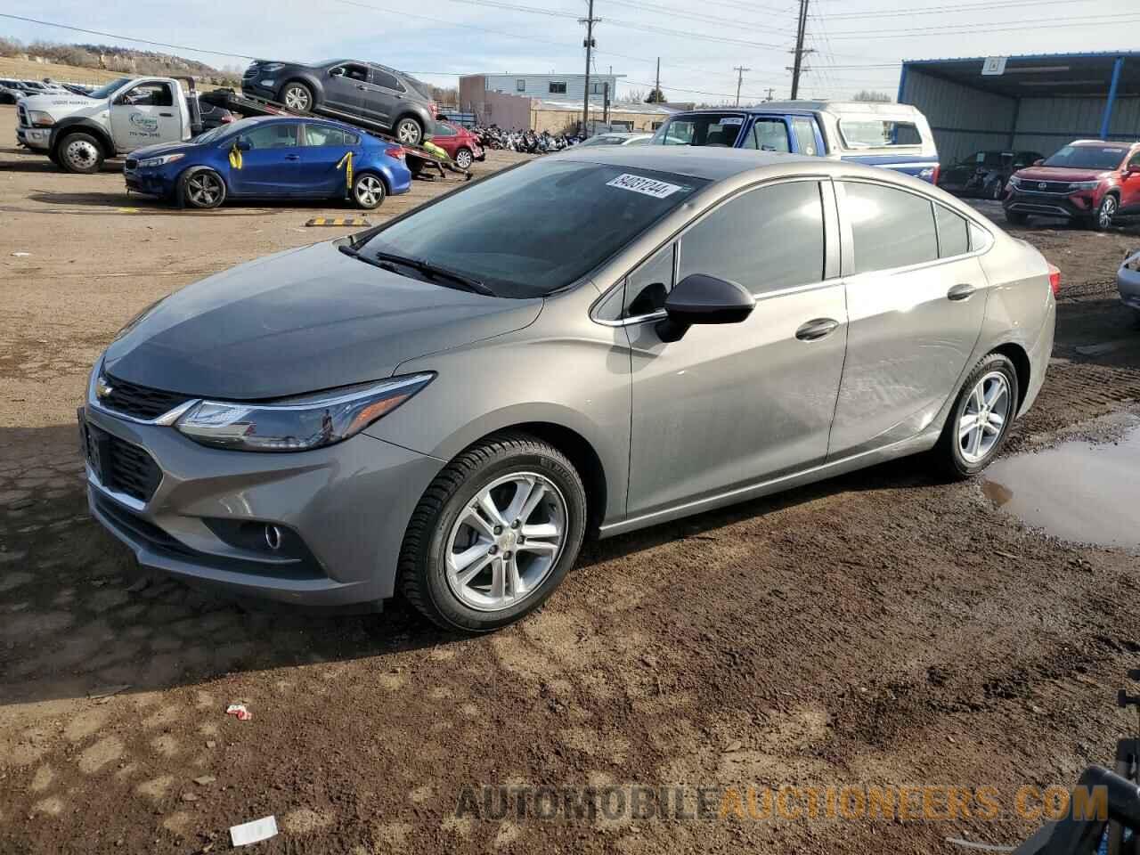 1G1BE5SMXJ7184324 CHEVROLET CRUZE 2018