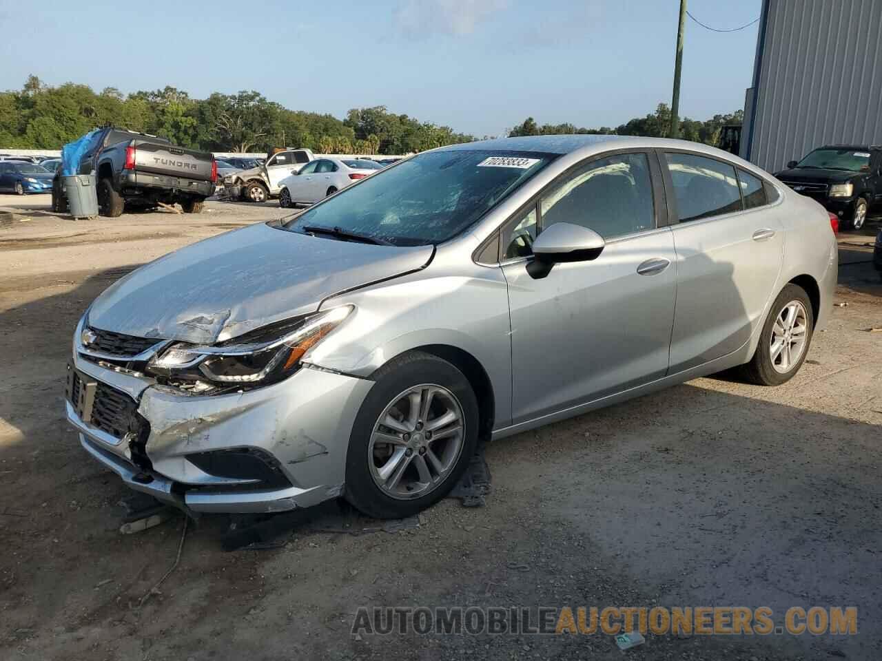 1G1BE5SMXJ7210873 CHEVROLET CRUZE 2018