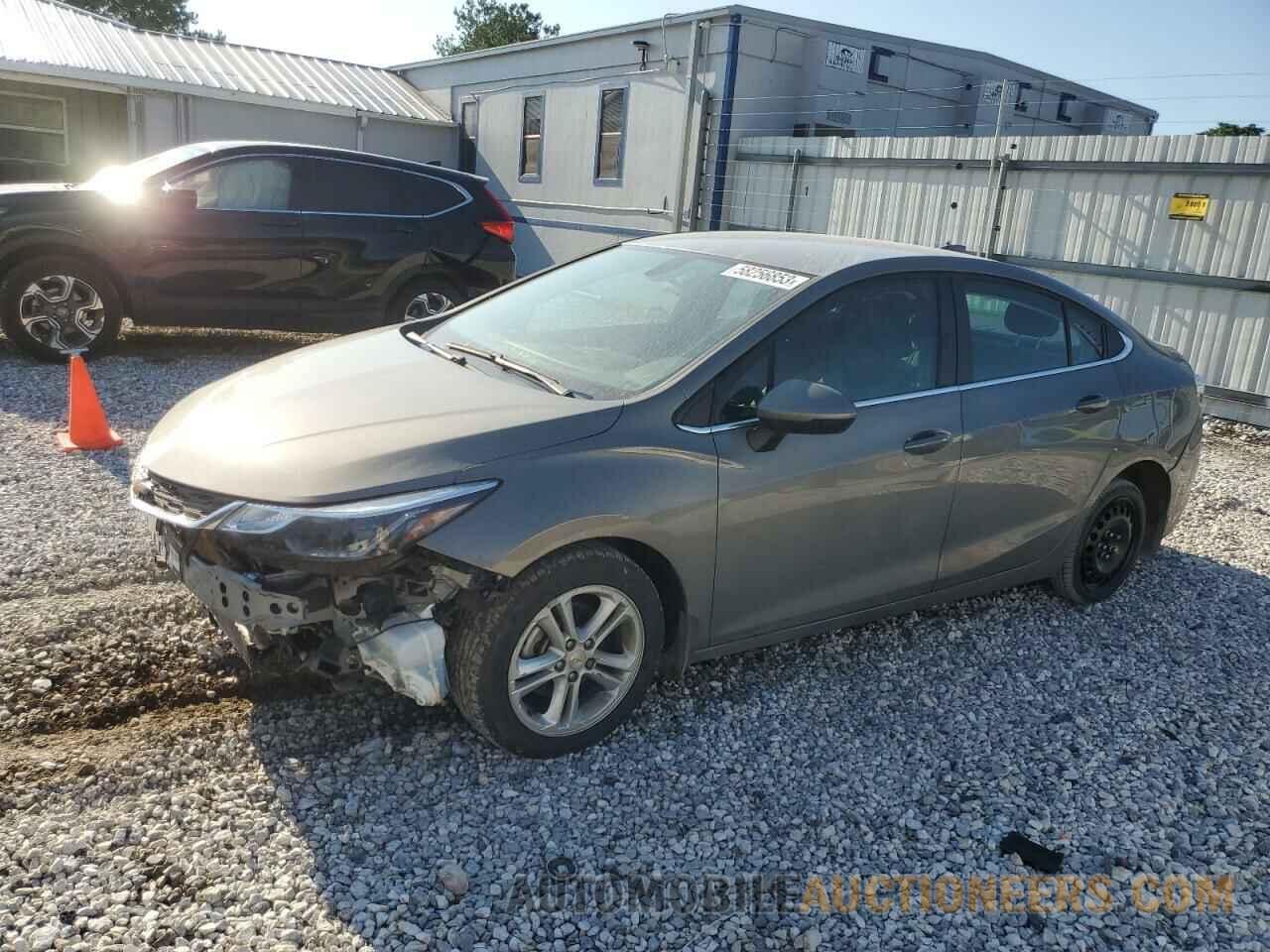 1G1BE5SMXJ7219458 CHEVROLET CRUZE 2018