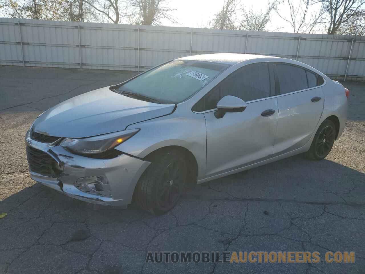 1G1BE5SMXK7106644 CHEVROLET CRUZE 2019