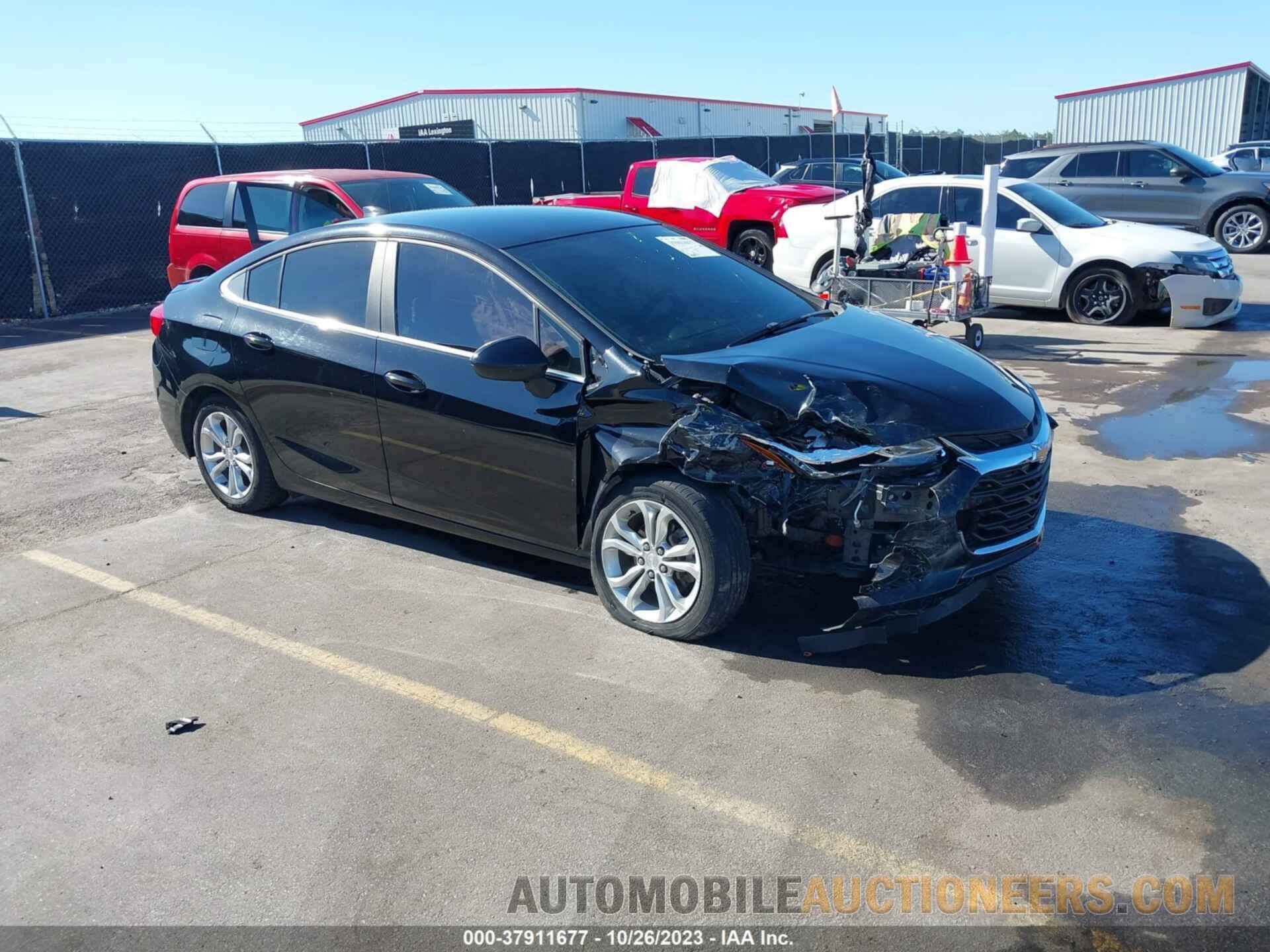 1G1BE5SMXK7109060 CHEVROLET CRUZE 2019