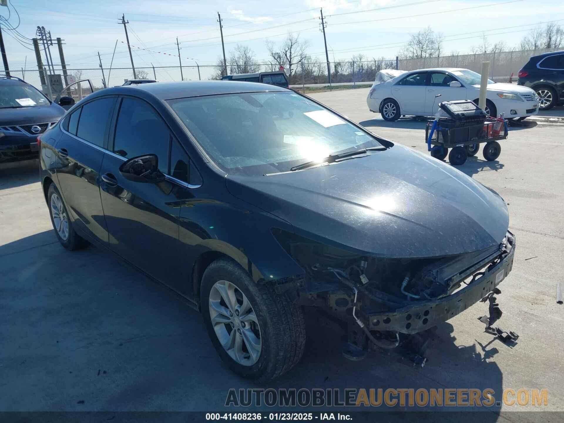 1G1BE5SMXK7112654 CHEVROLET CRUZE 2019