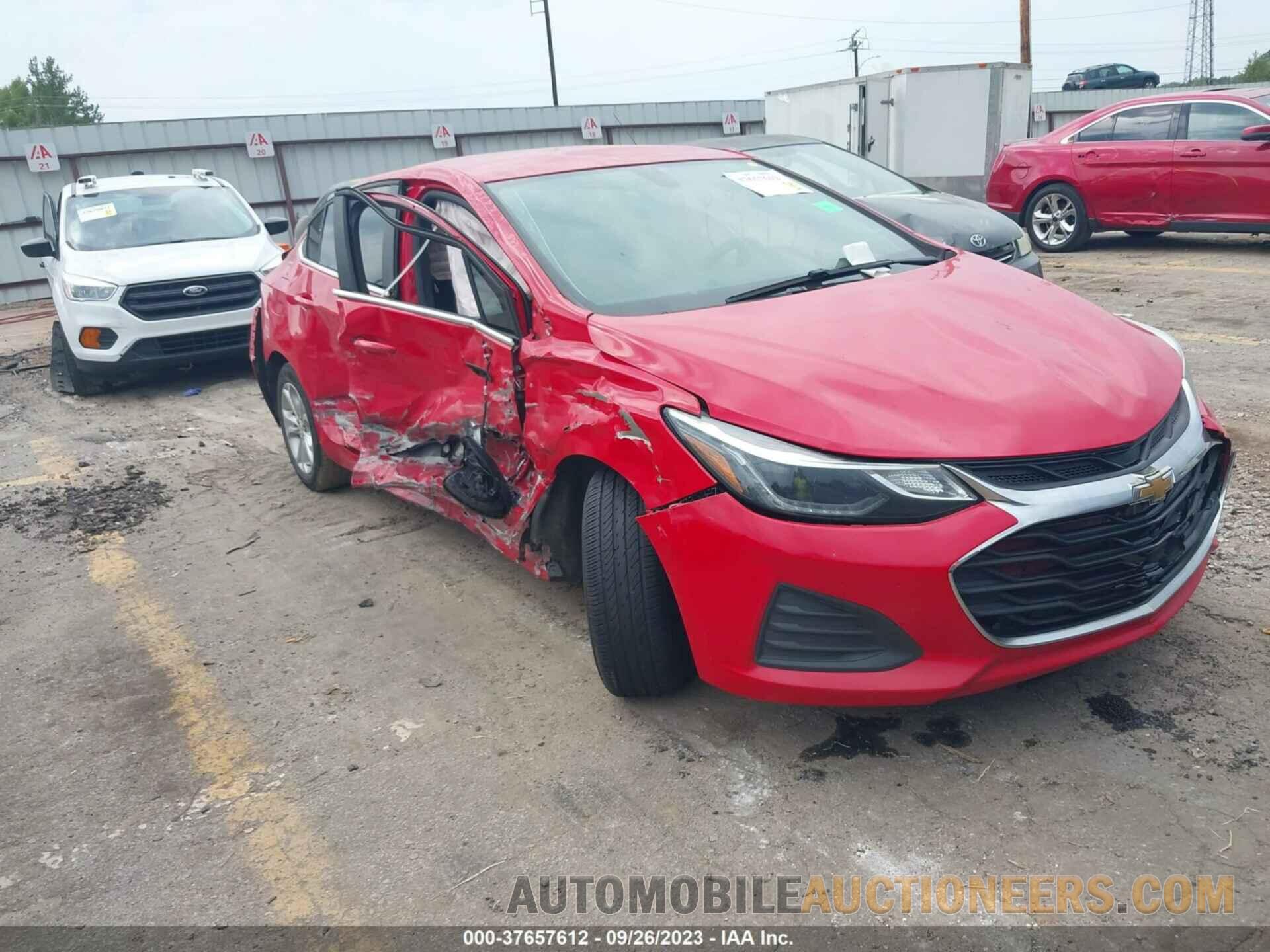 1G1BE5SMXK7125050 CHEVROLET CRUZE 2019