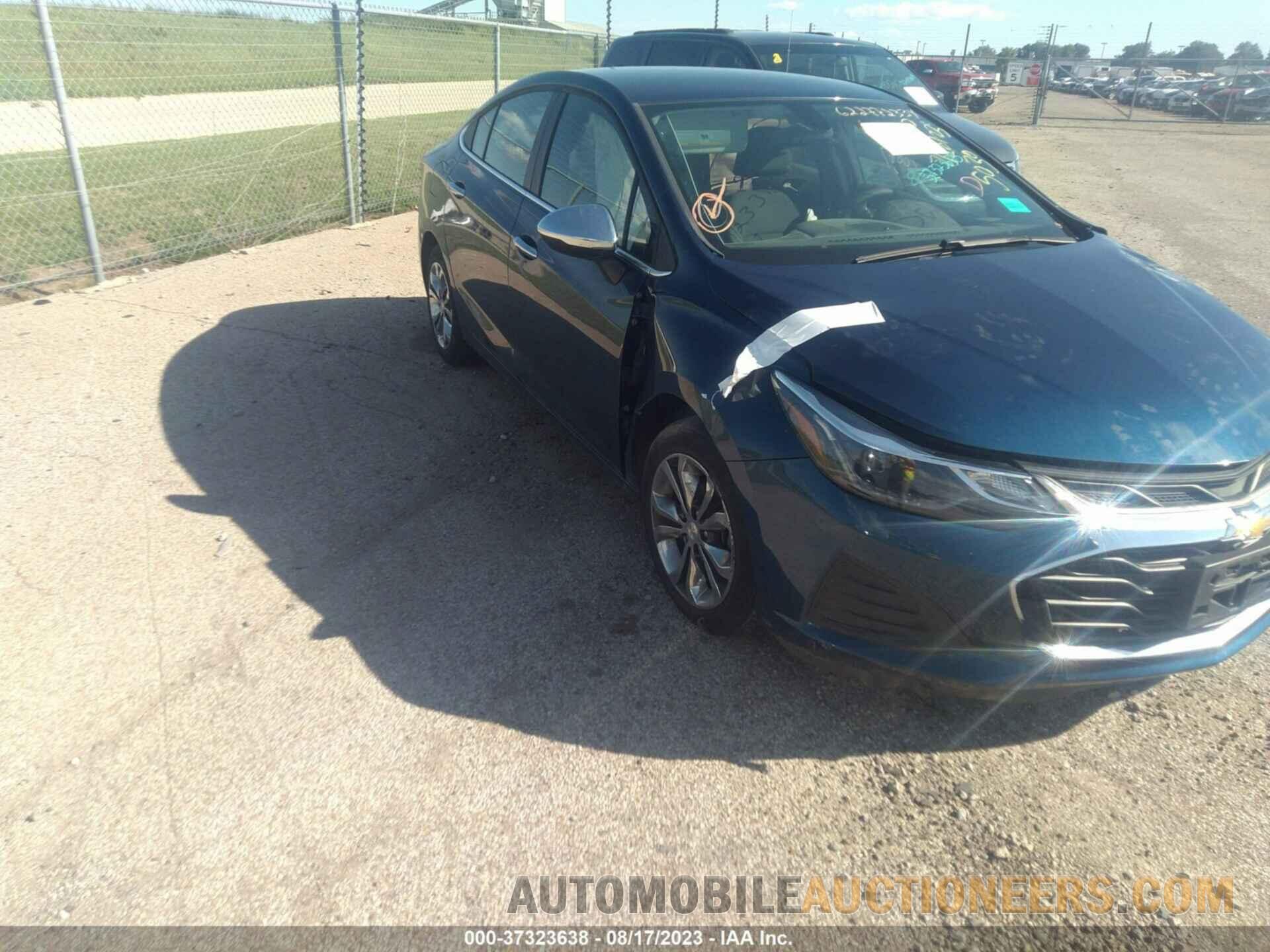 1G1BE5SMXK7135030 CHEVROLET CRUZE 2019