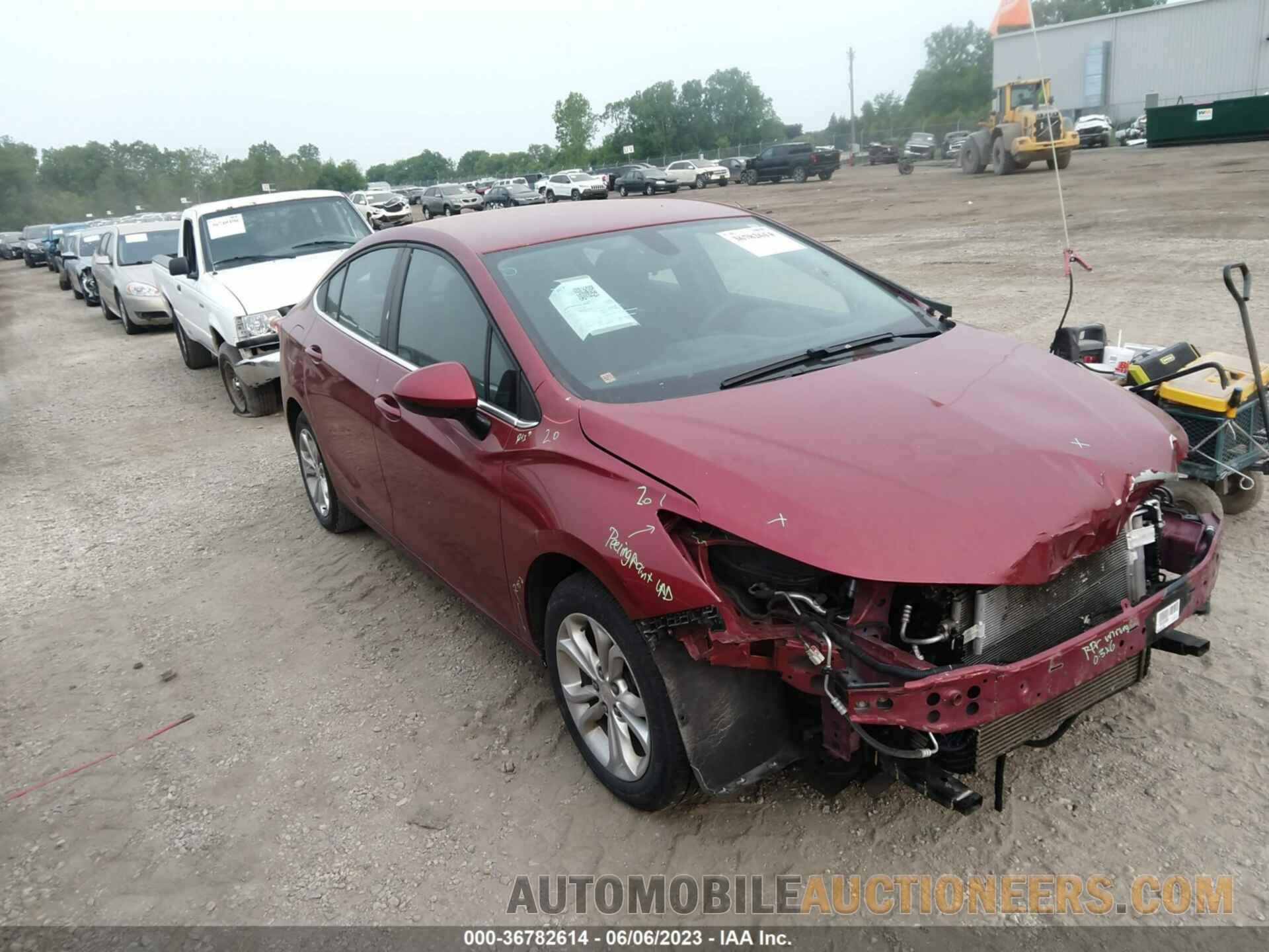 1G1BE5SMXK7141698 CHEVROLET CRUZE 2019