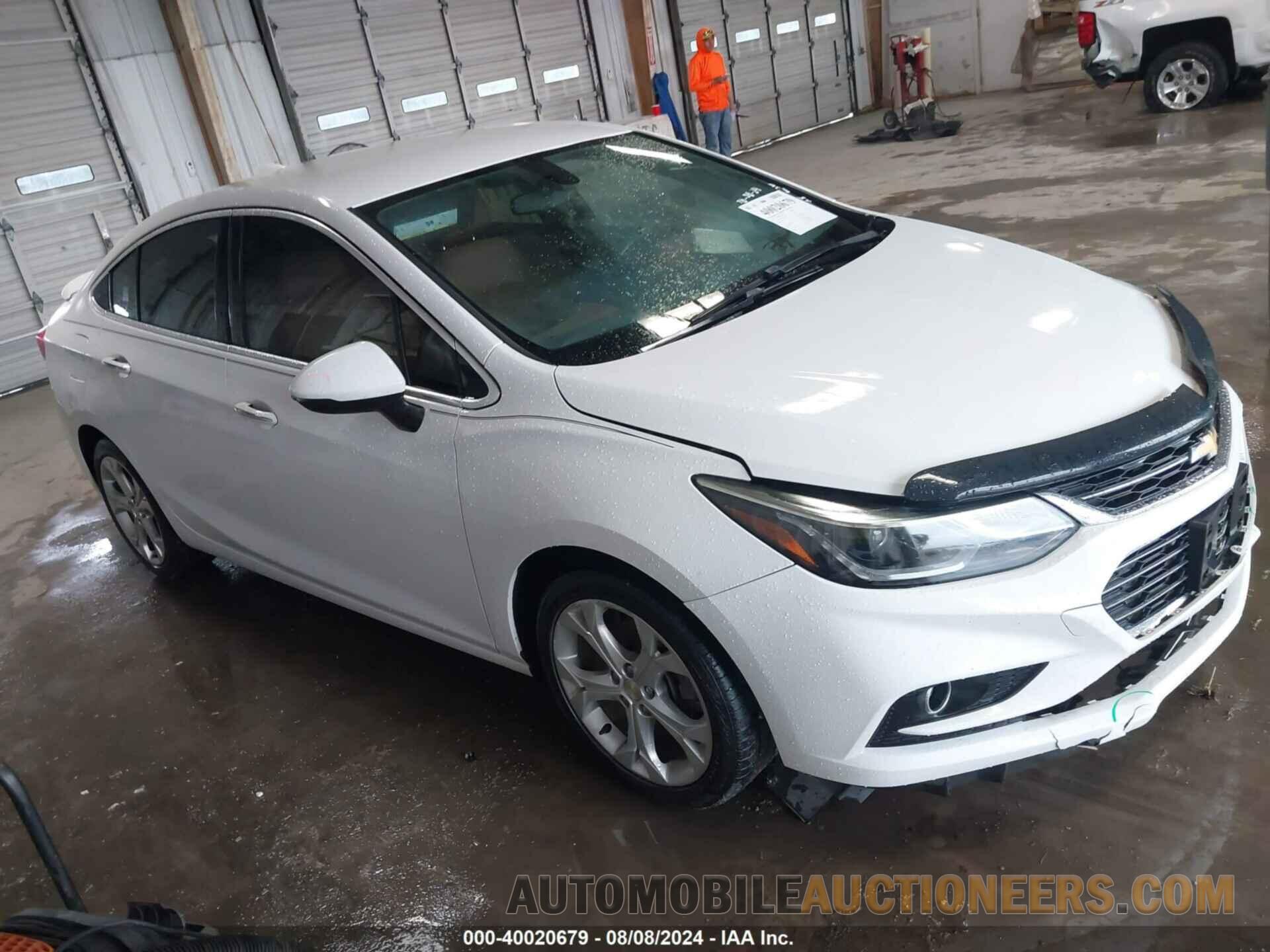 1G1BF5SM1H7181660 CHEVROLET CRUZE 2017