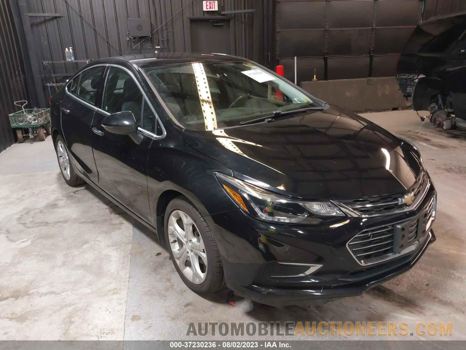 1G1BF5SM1J7208121 CHEVROLET CRUZE 2018