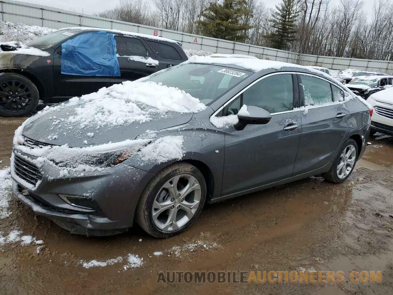 1G1BF5SM2J7115396 CHEVROLET CRUZE 2018