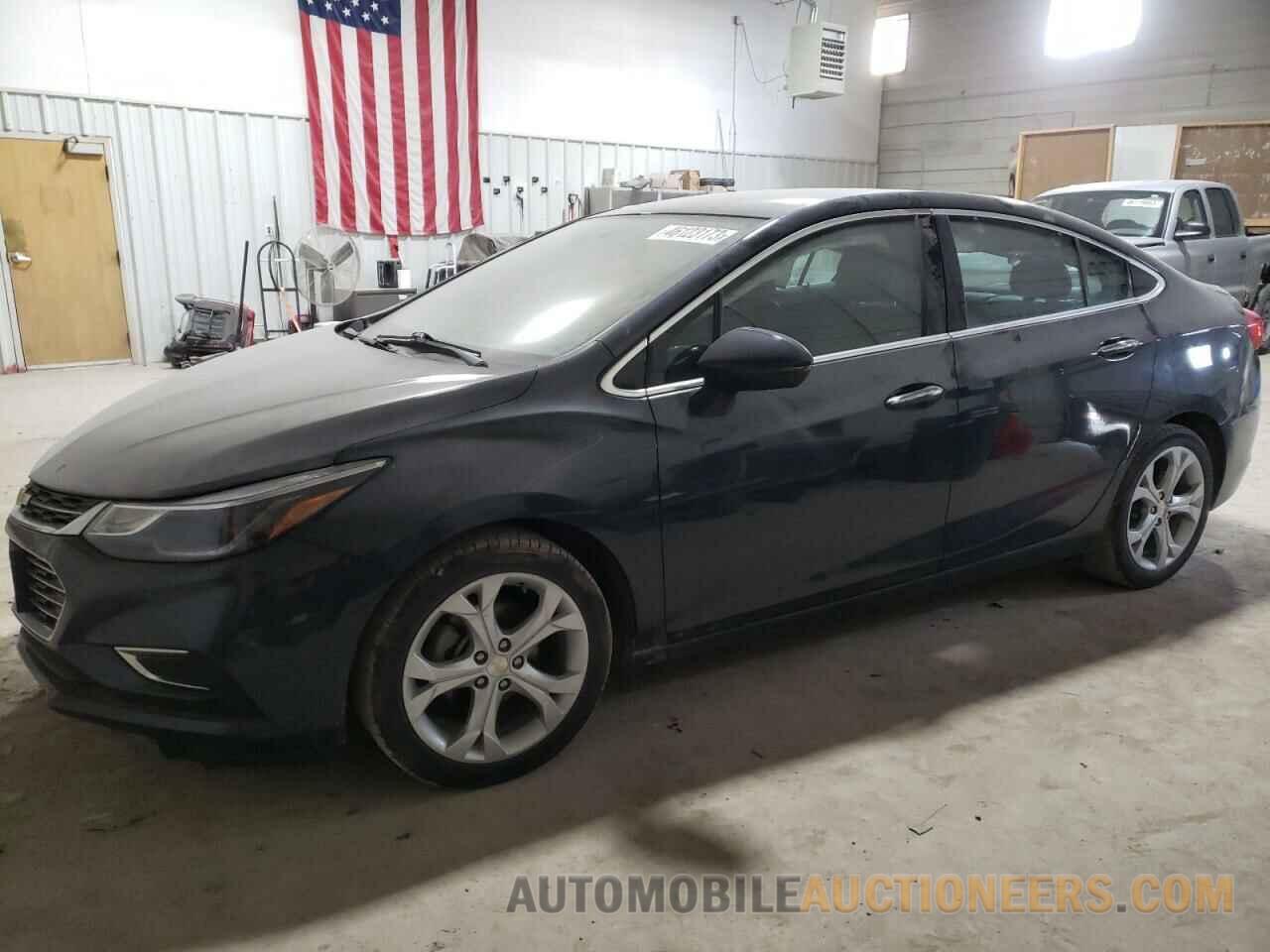 1G1BF5SM2J7185111 CHEVROLET CRUZE 2018