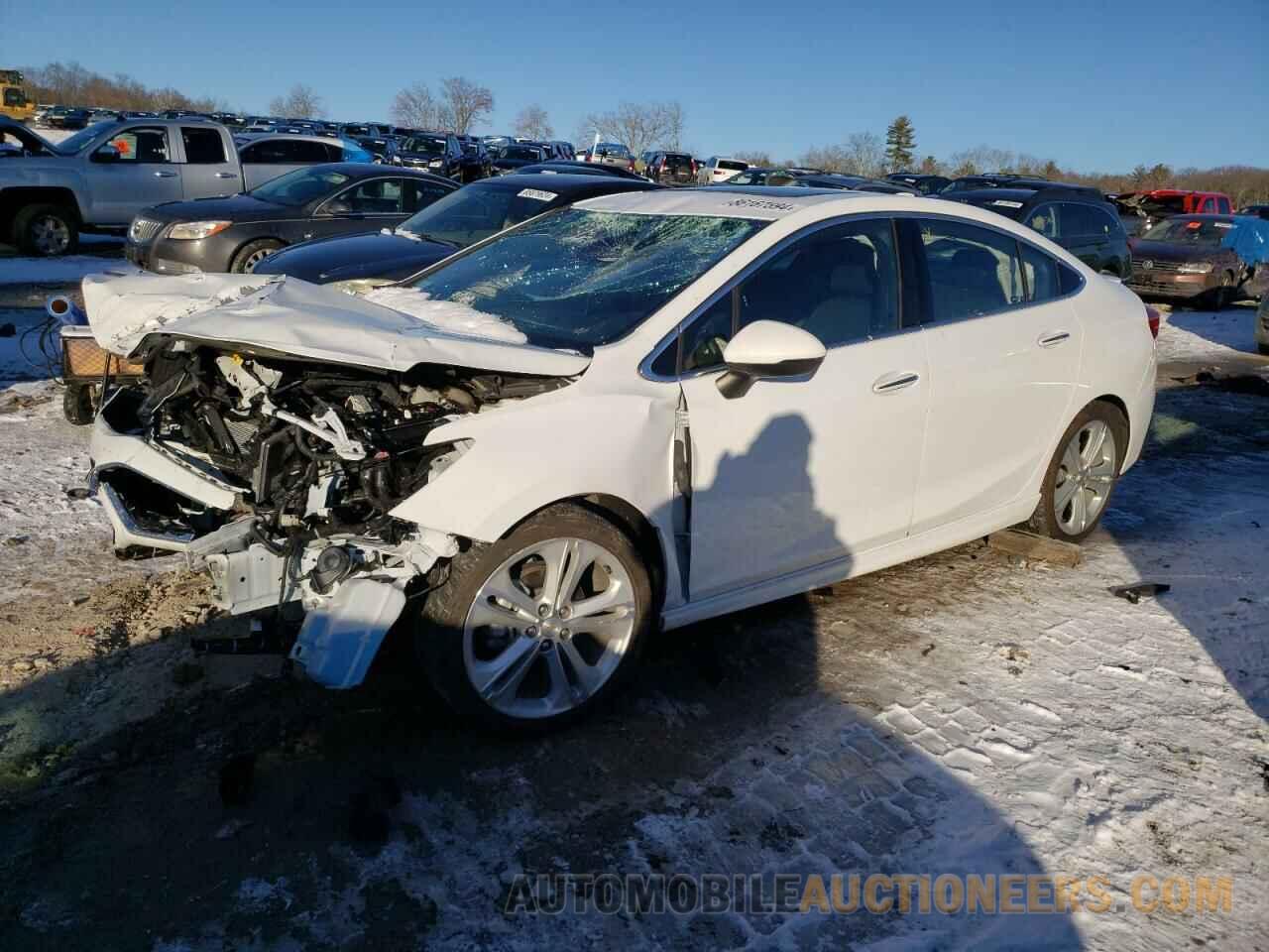 1G1BF5SM3J7132756 CHEVROLET CRUZE 2018