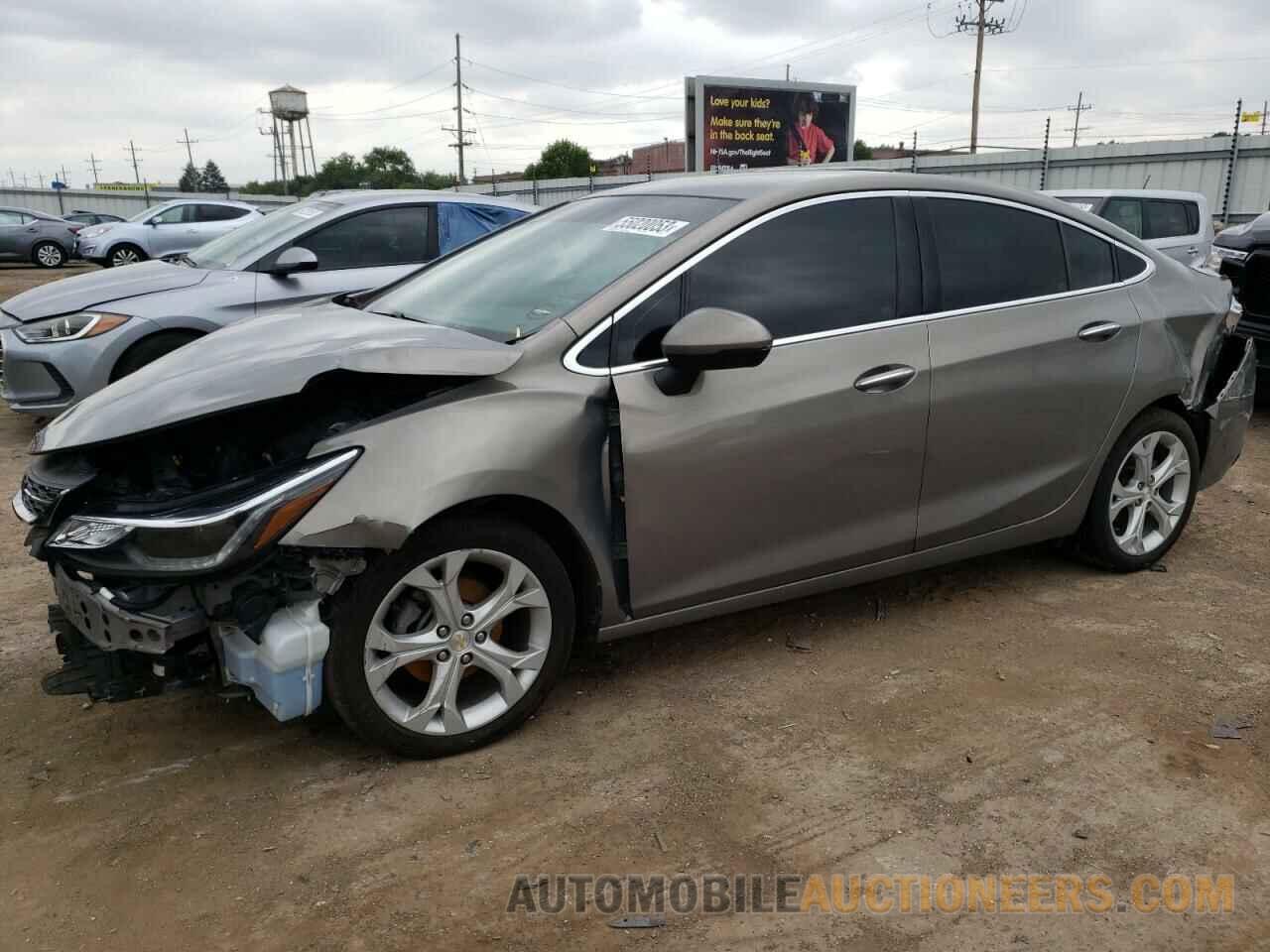 1G1BF5SM5J7142091 CHEVROLET CRUZE 2018