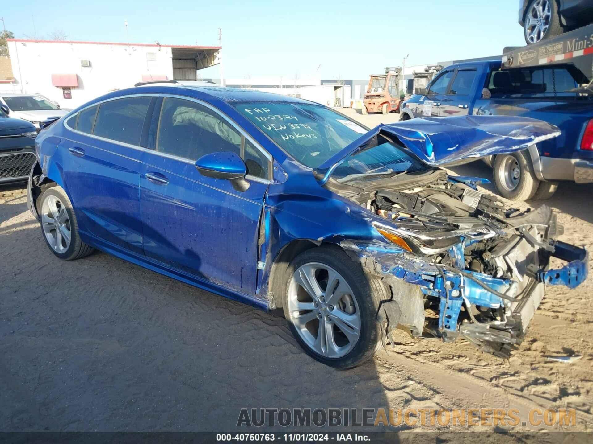 1G1BF5SM5J7143595 CHEVROLET CRUZE 2018