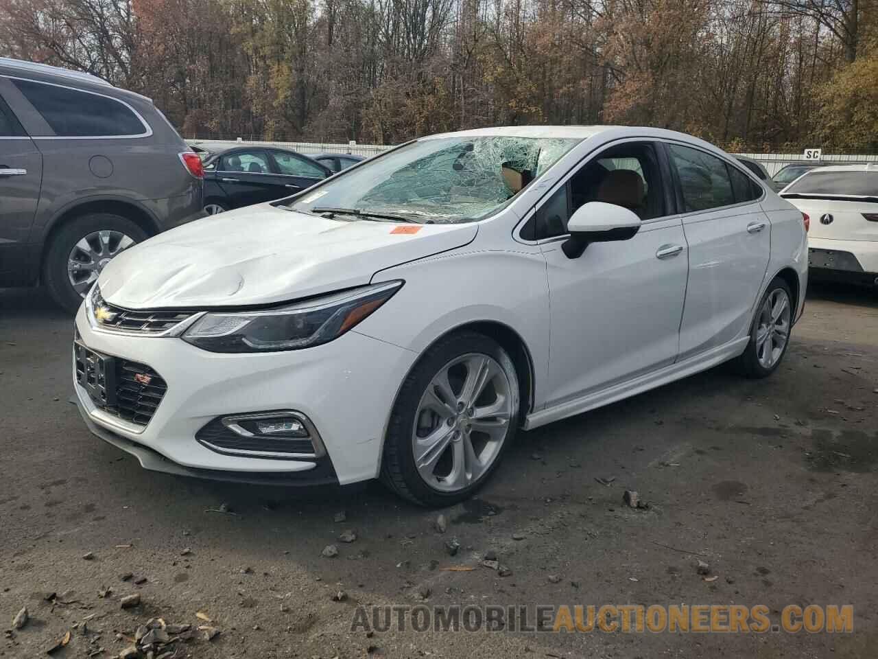 1G1BF5SM5J7152944 CHEVROLET CRUZE 2018