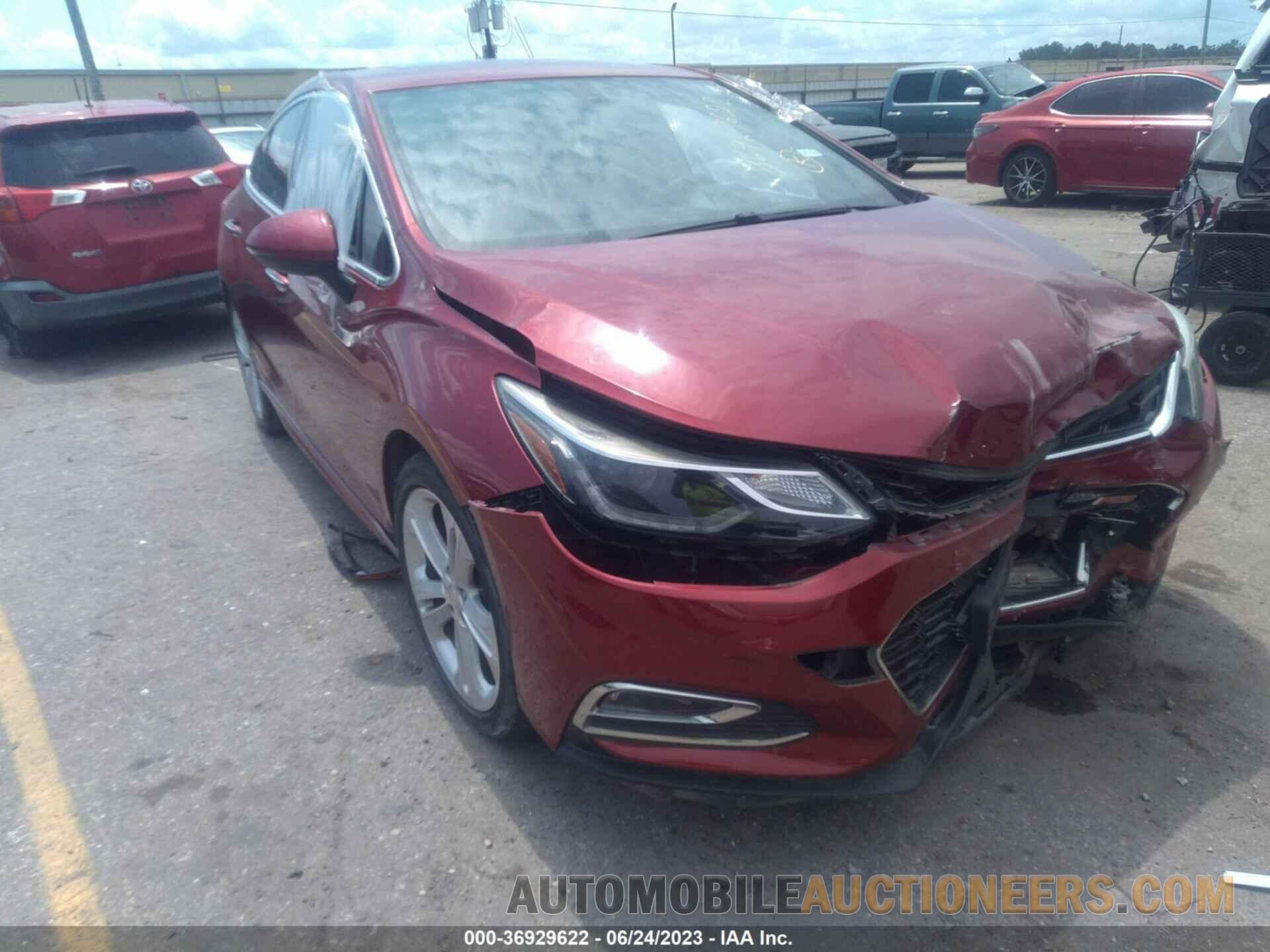 1G1BF5SM5J7158677 CHEVROLET CRUZE 2018