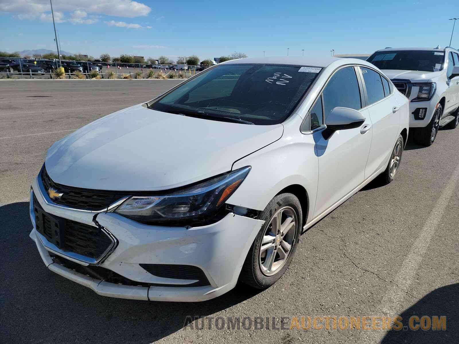 1G1BH5SE8J7186962 Chevrolet Cruze 2018