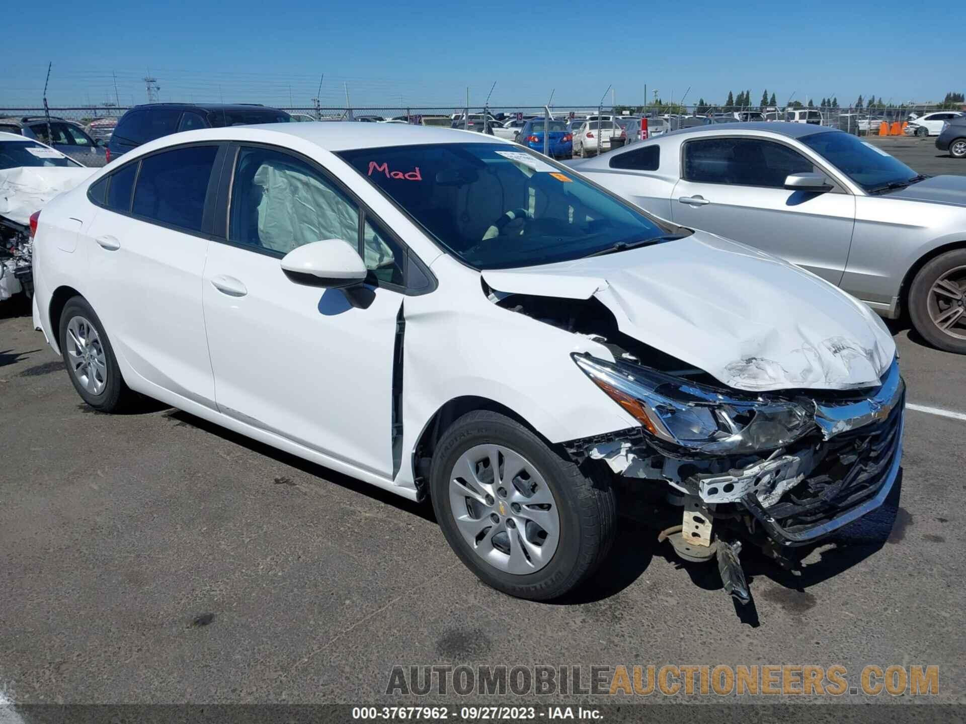 1G1BJ5SM5K7104005 CHEVROLET CRUZE 2019