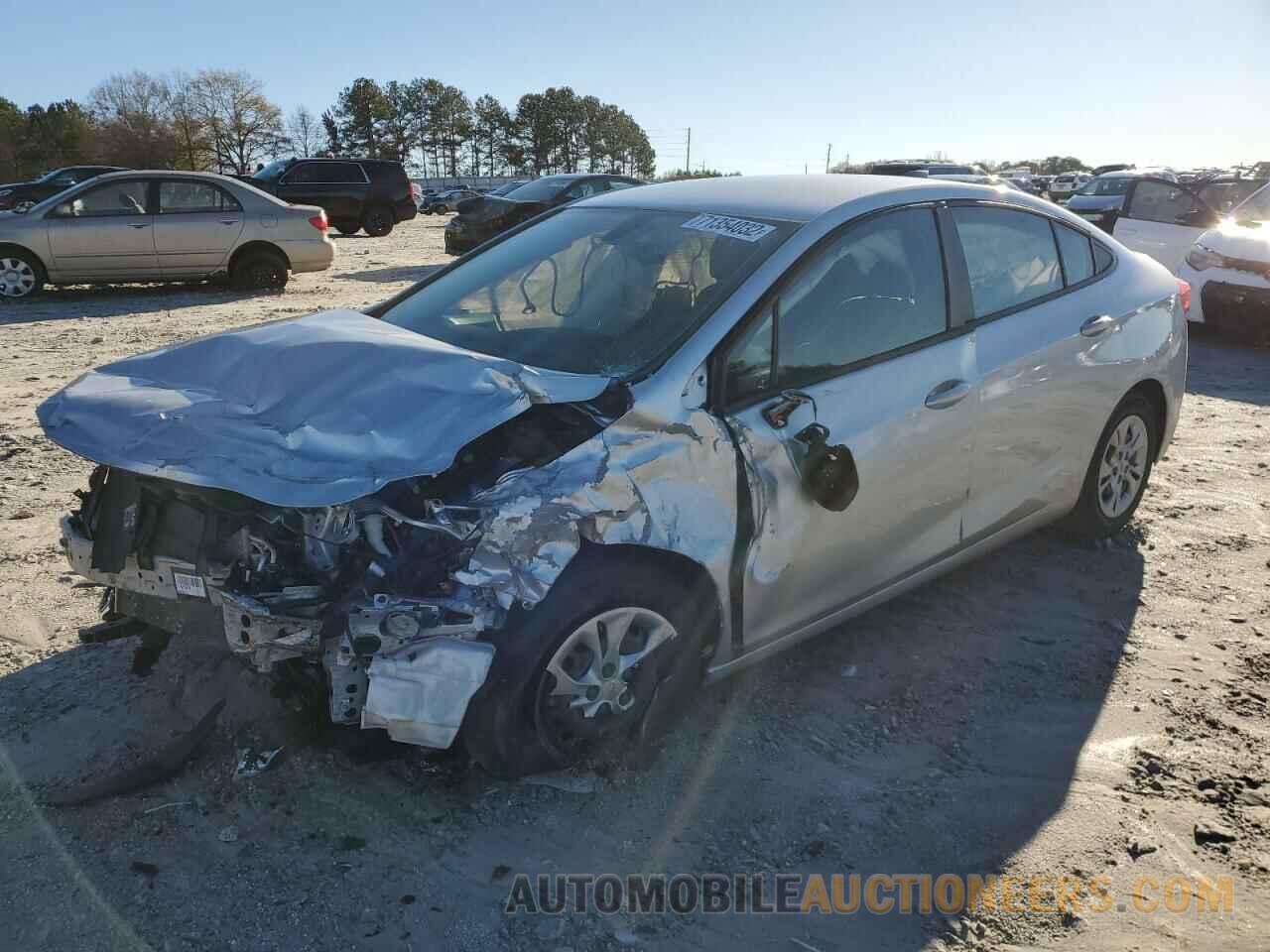 1G1BJ5SM7K7106483 CHEVROLET CRUZE 2019